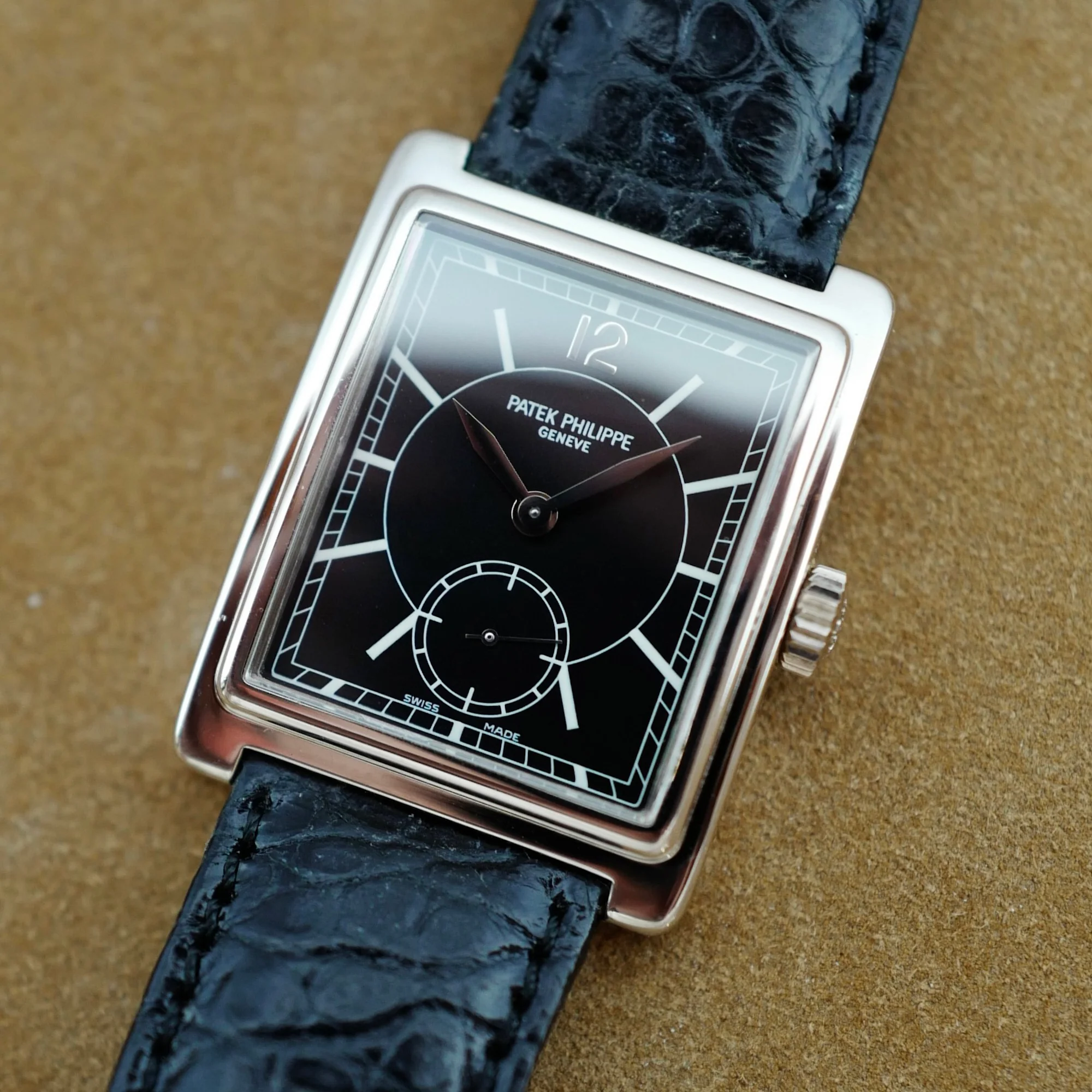 Patek Philippe White Gold Gondolo Ref. 5010 - Image 2