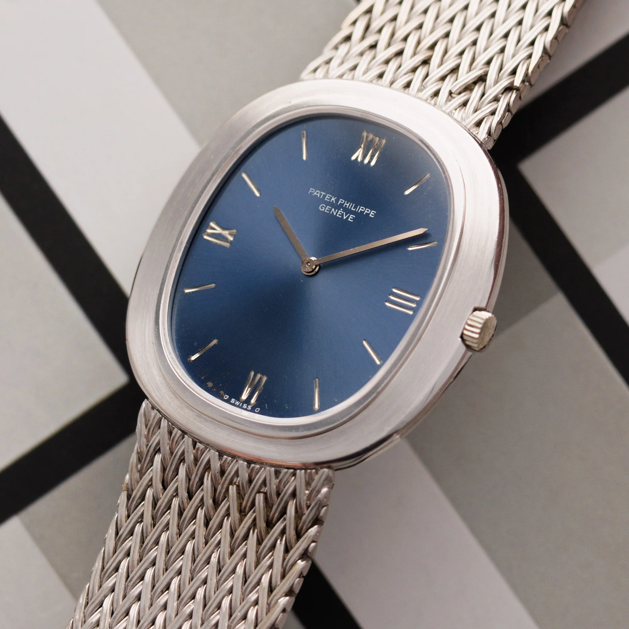 Patek Philippe White Gold Grand Ellipse Ref. 3589 - Image 2