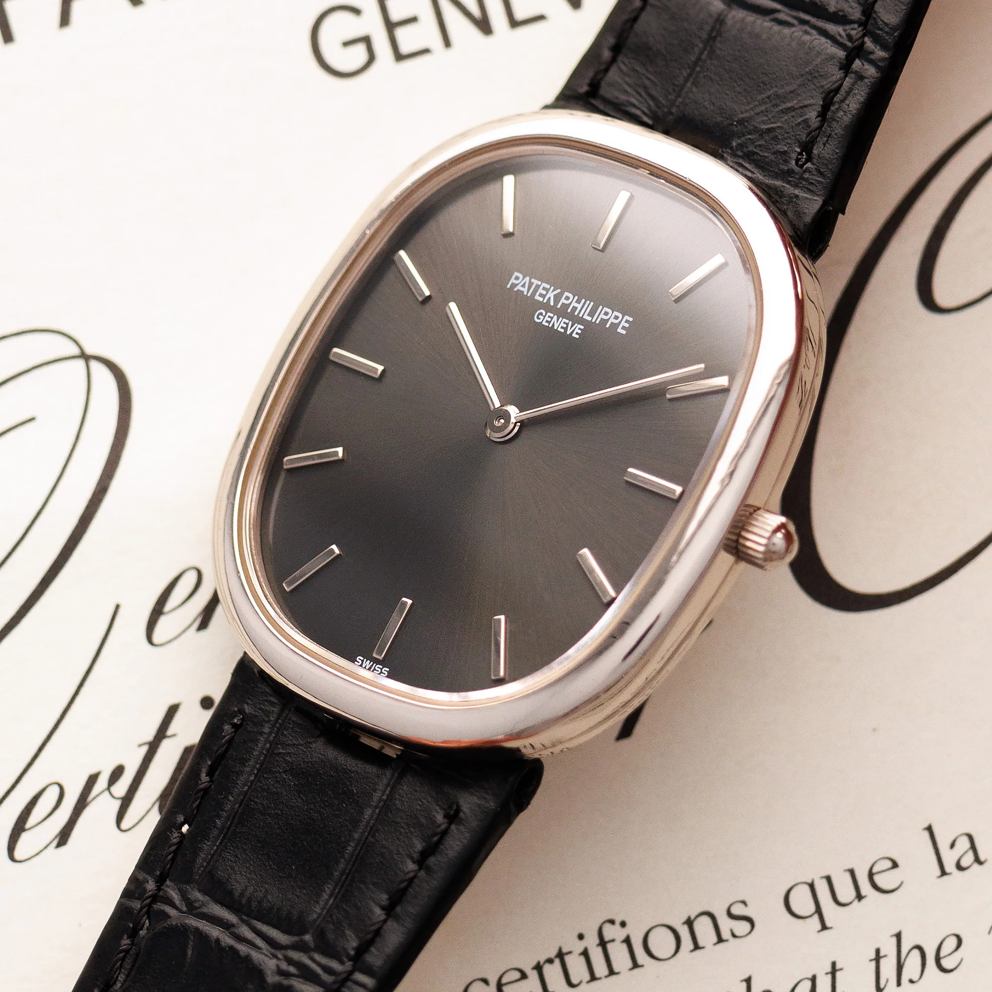 Patek Philippe White Gold Jumbo Ellipse Ref. 3738 - Image 2