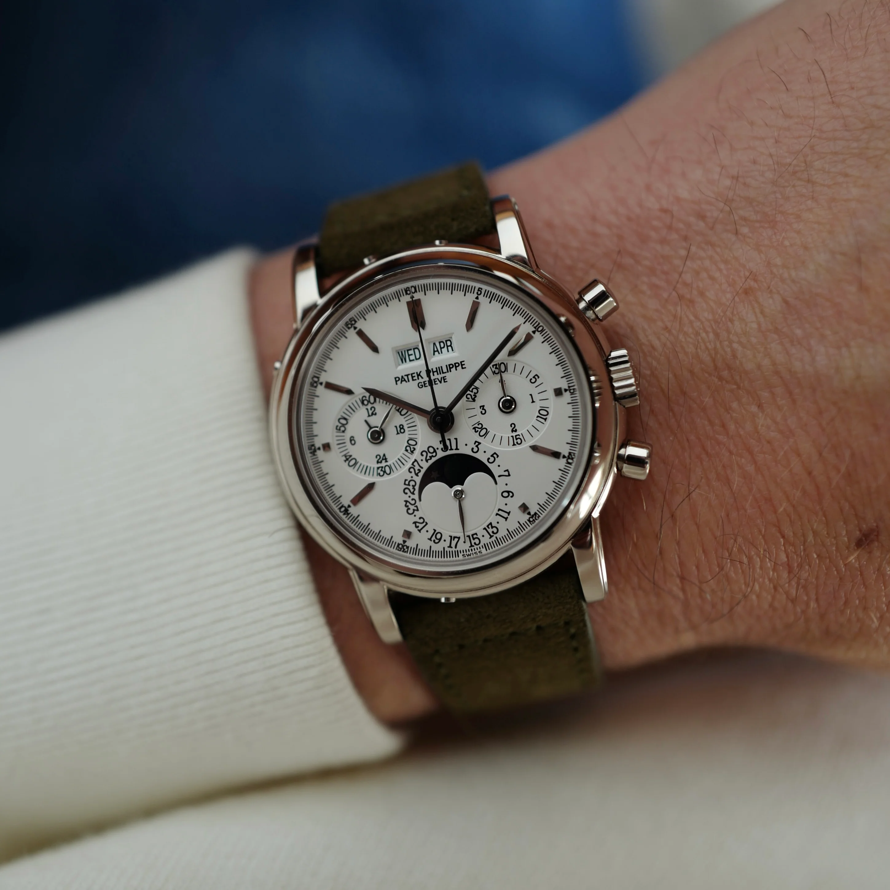Patek Philippe White Gold Perpetual Calendar Chronograph Ref. 3970 (New Arrival) - Image 4