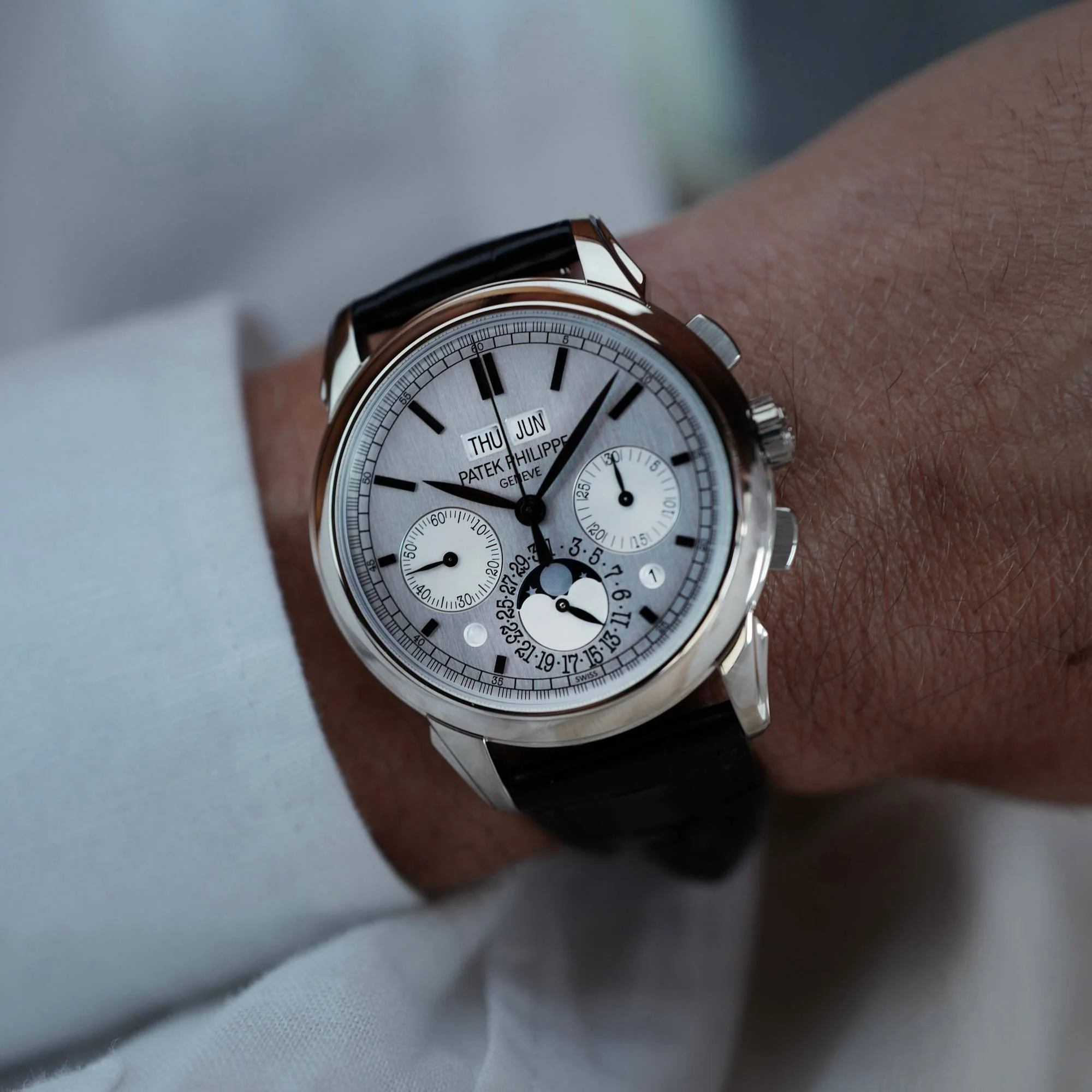 Patek Philippe White Gold Perpetual Calendar Chronograph Ref. 5270G - Image 5