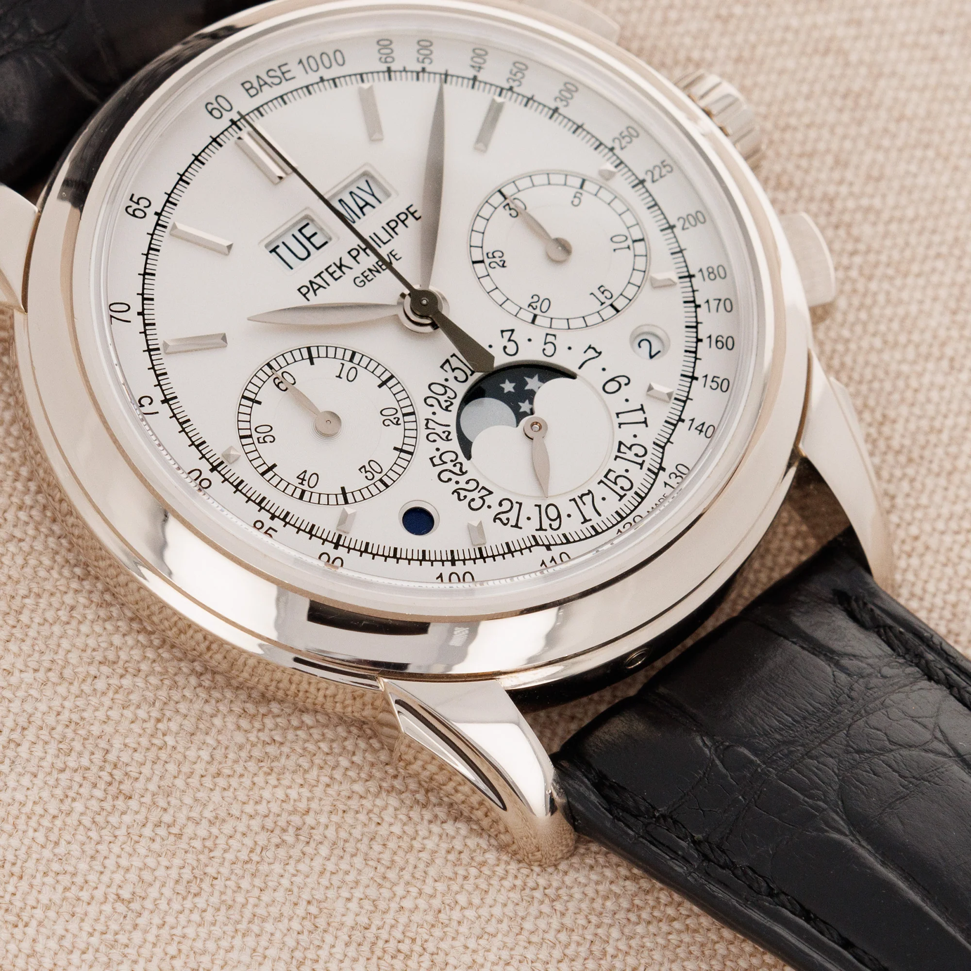 Patek Philippe White Gold Perpetual Calendar Ref. 5270 - Image 6