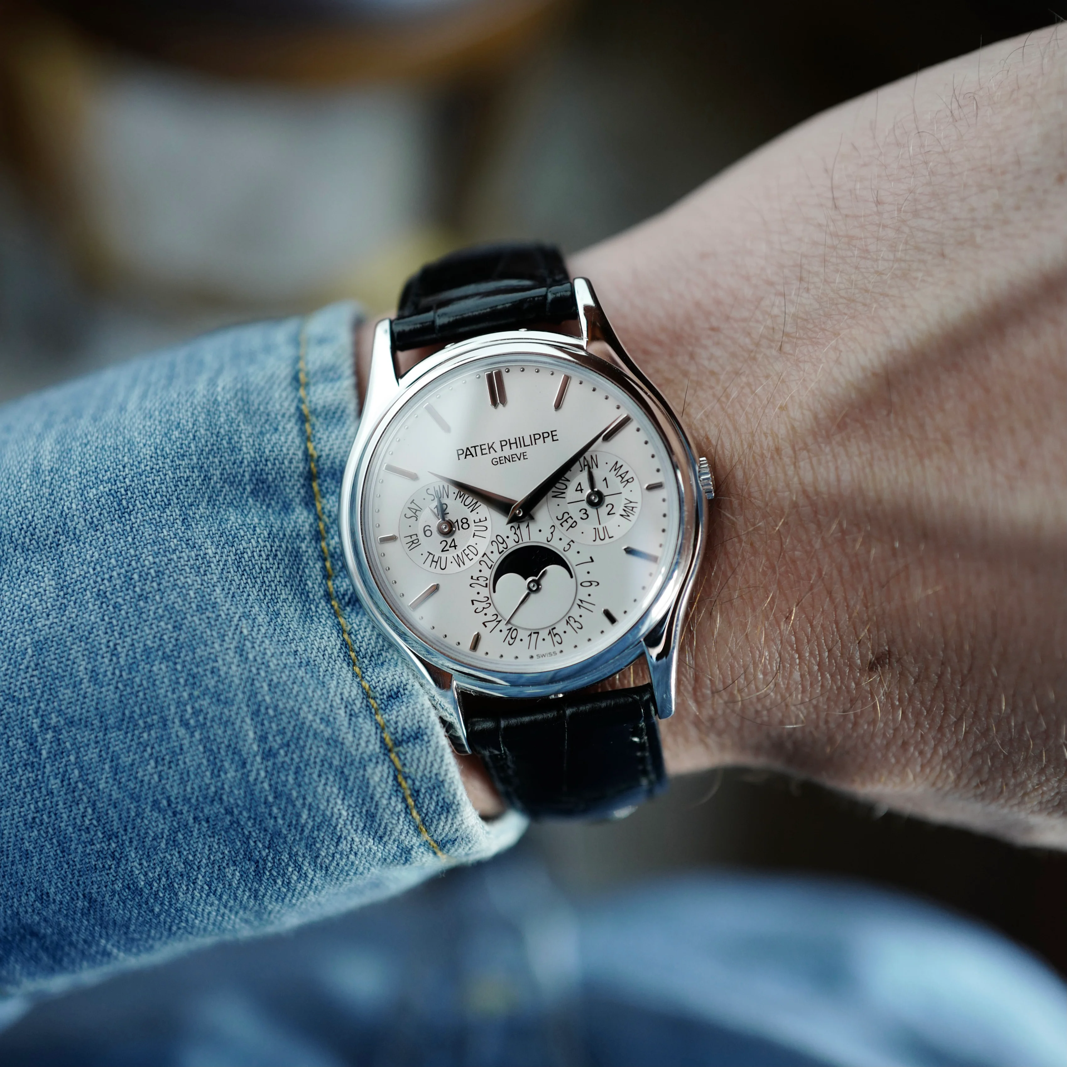 Patek Philippe White Gold Perpetual Calendar Watch Ref. 5140 - Image 4