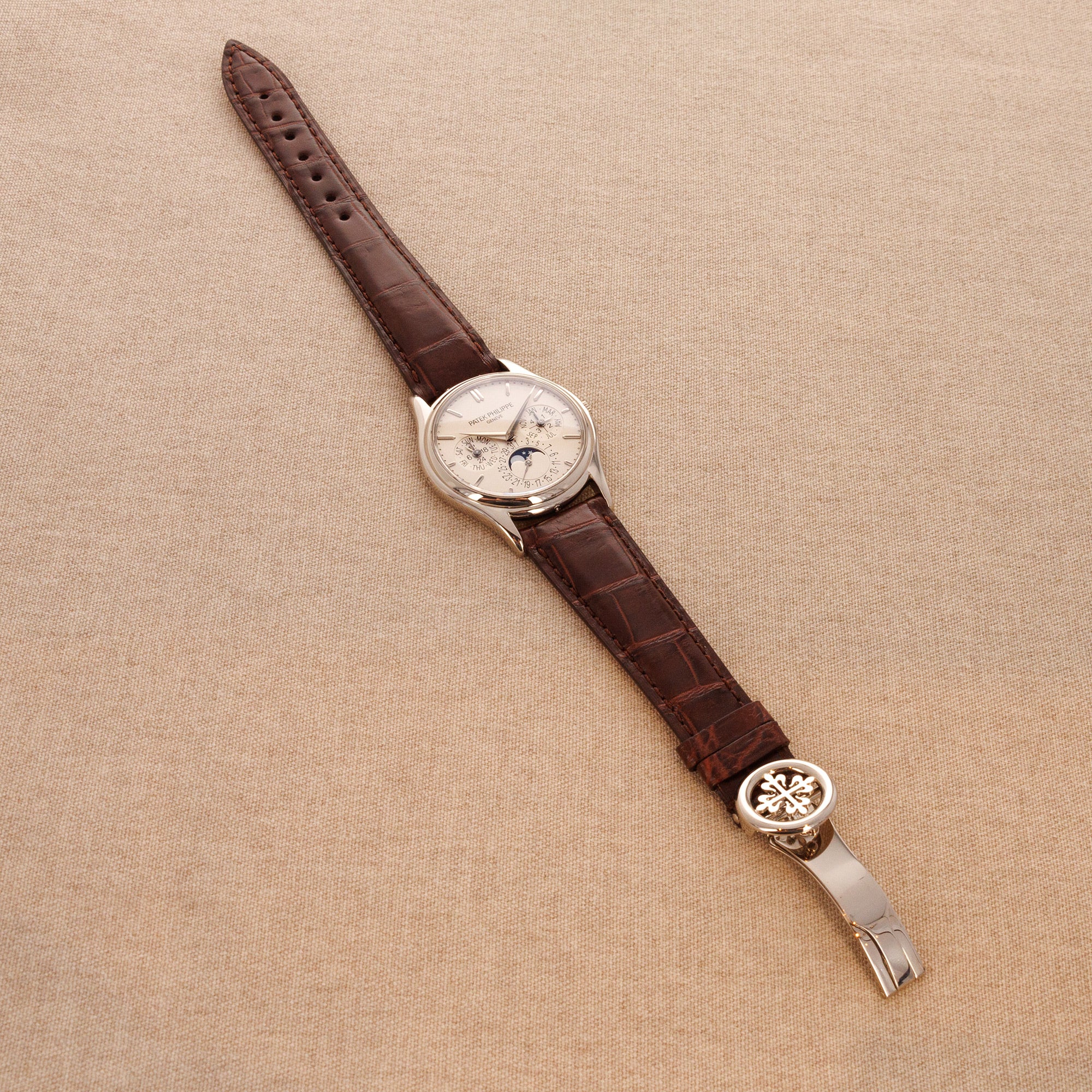 Patek Philippe White Gold Perpetual Calendar Watch Ref. 5140 - Image 4
