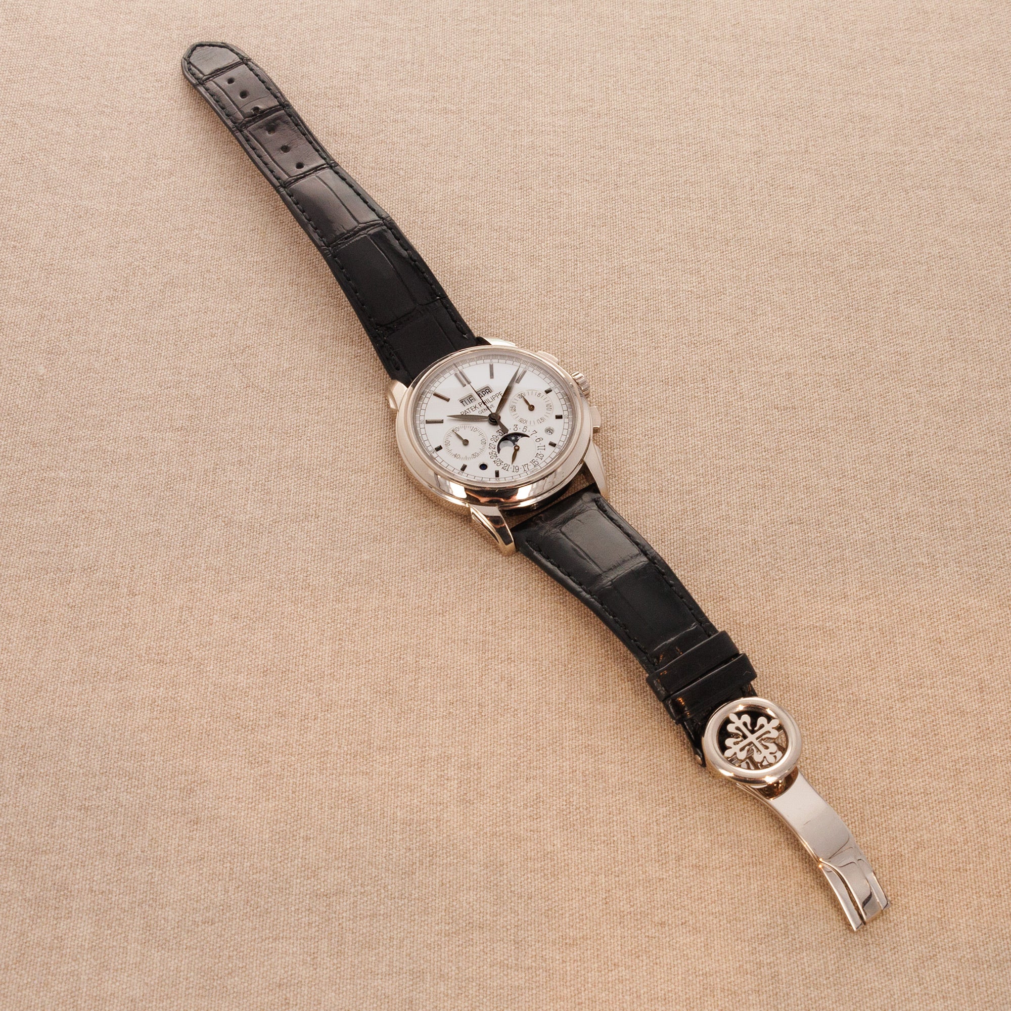 Patek Philippe White Gold Perpetual Calendar Watch Ref. 5270 - Image 4