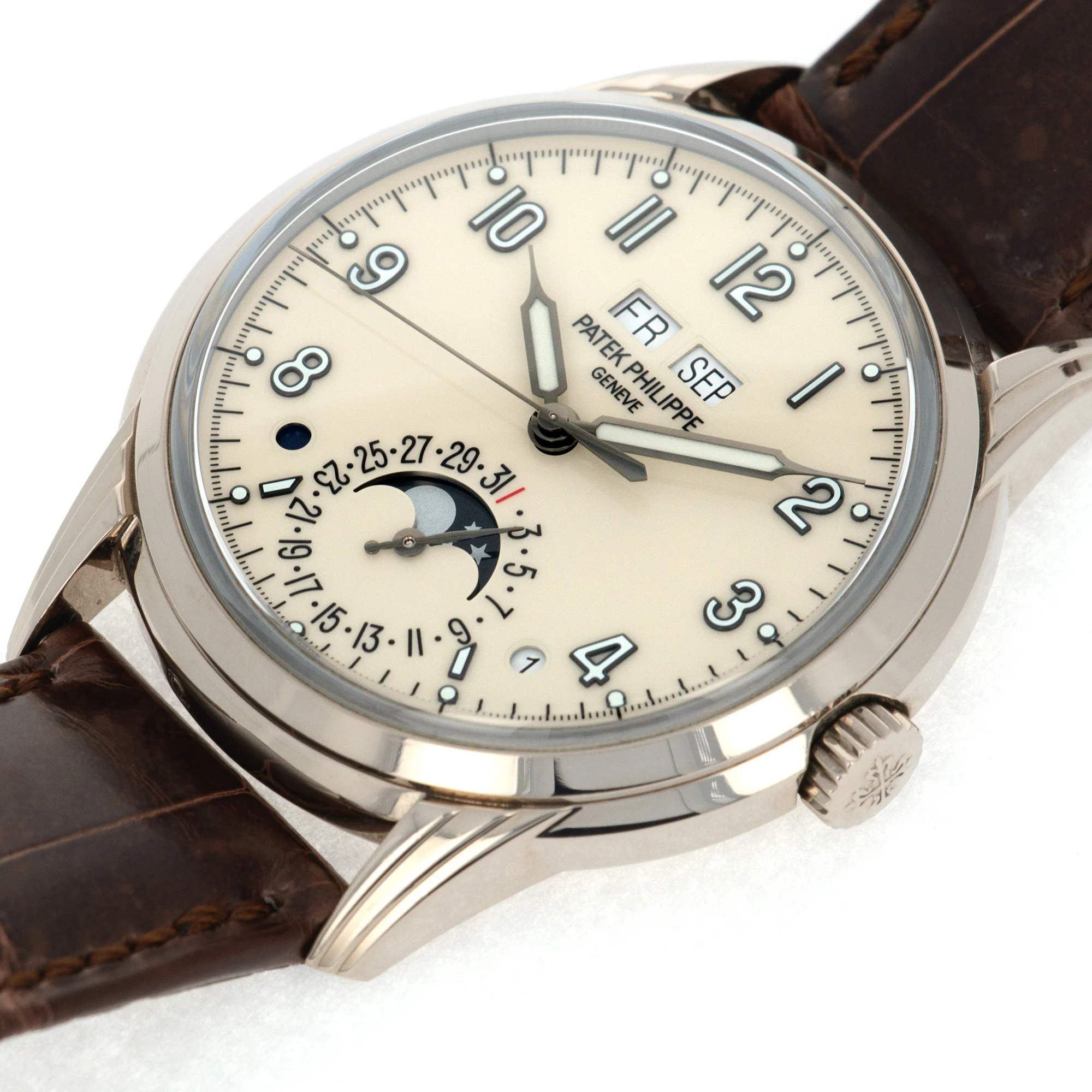 Patek Philippe White Gold Perpetual Calendar Watch Ref. 5320 - Image 4