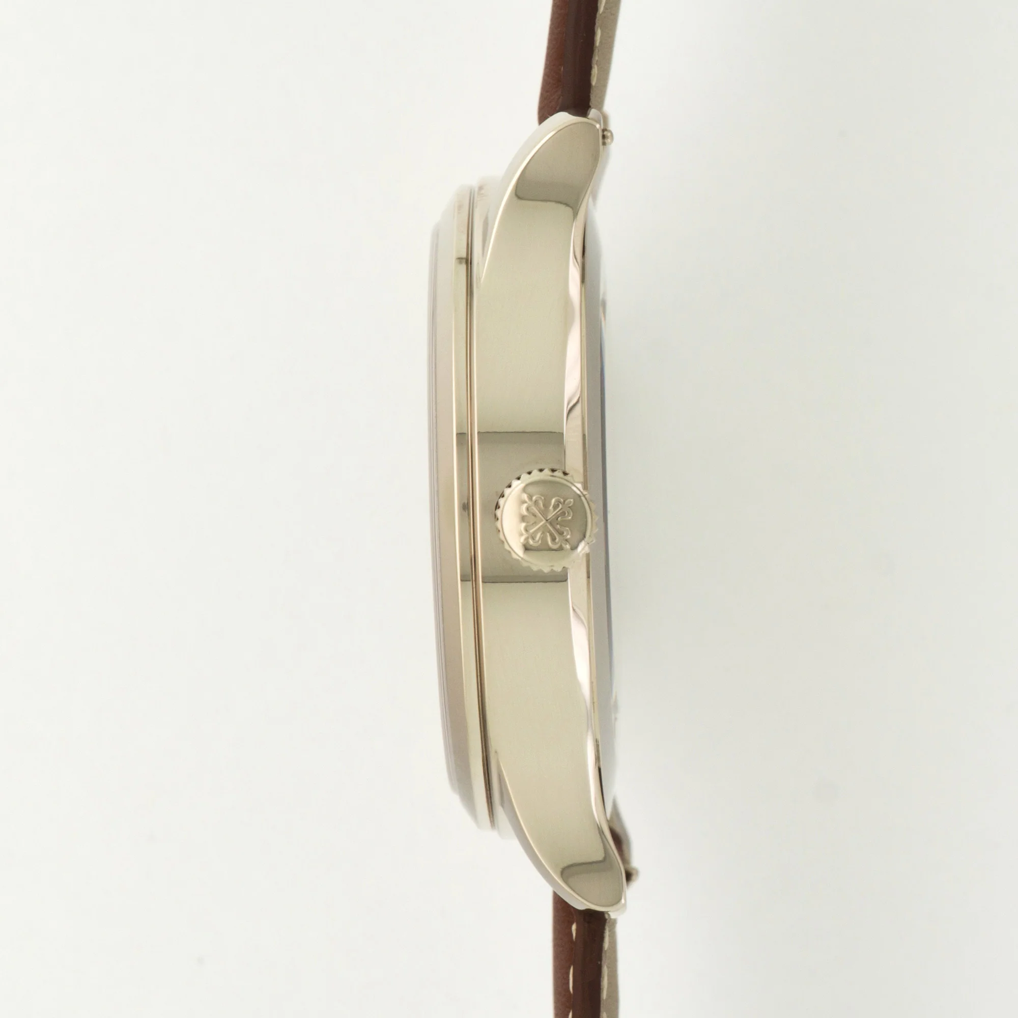 Patek Philippe White Gold Pilot Watch Ref. 5524 - Image 3