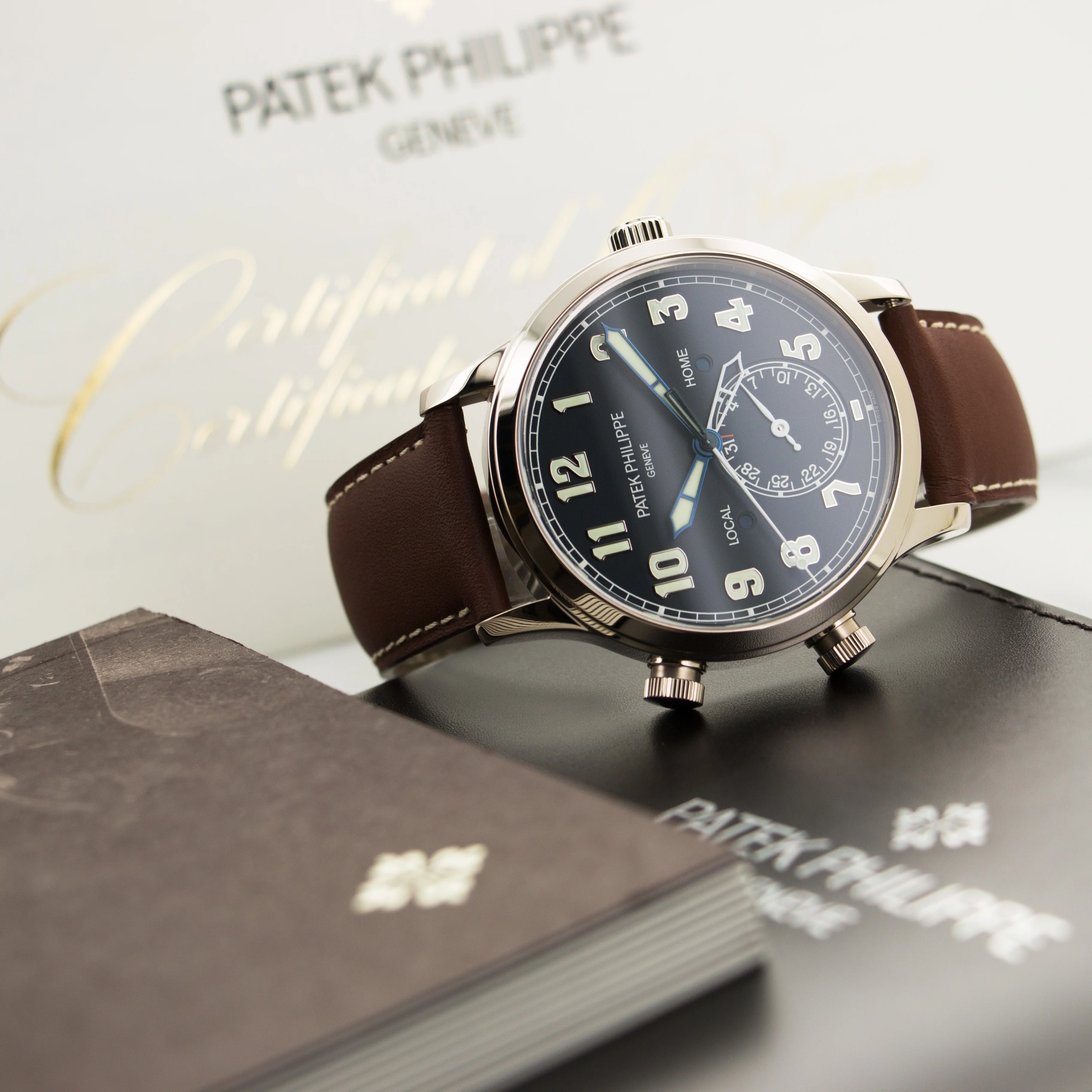 Patek Philippe White Gold Pilot Watch Ref. 5524 - Image 5