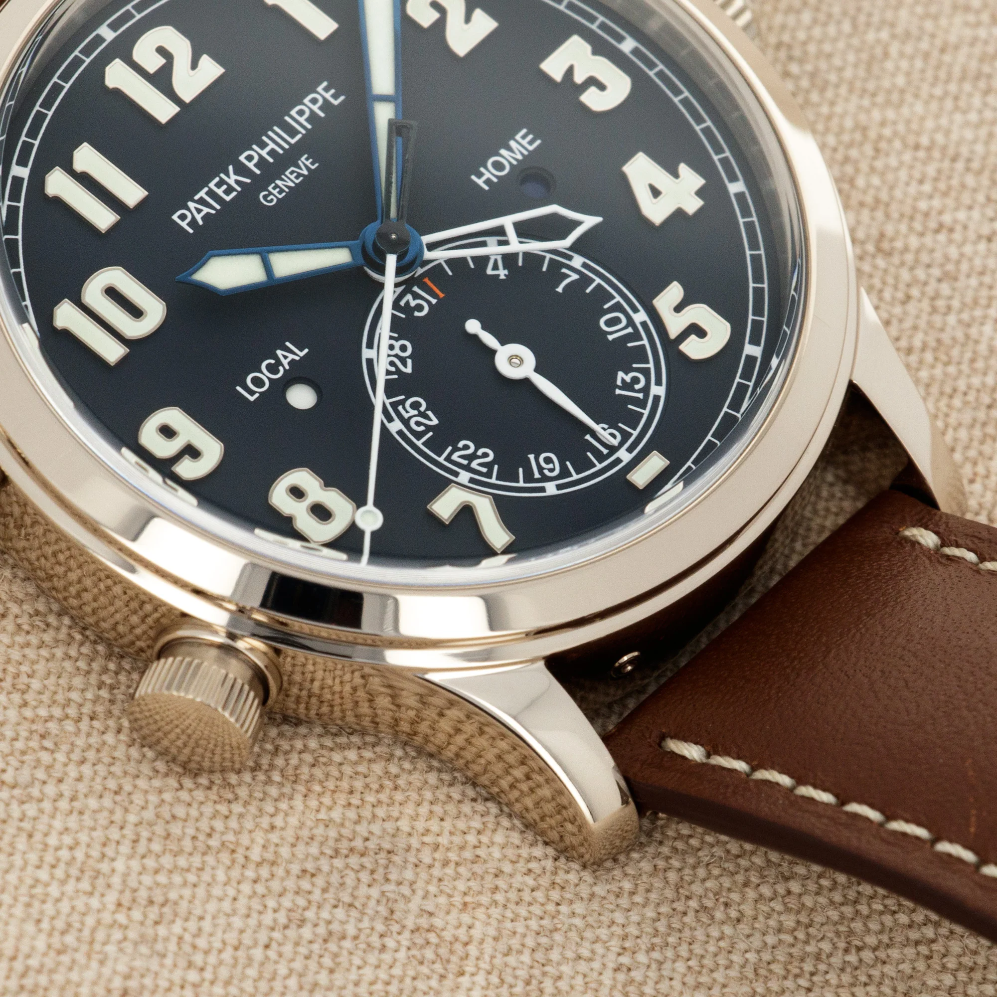 Patek Philippe White Gold Pilot Watch Ref. 5524 - Image 3