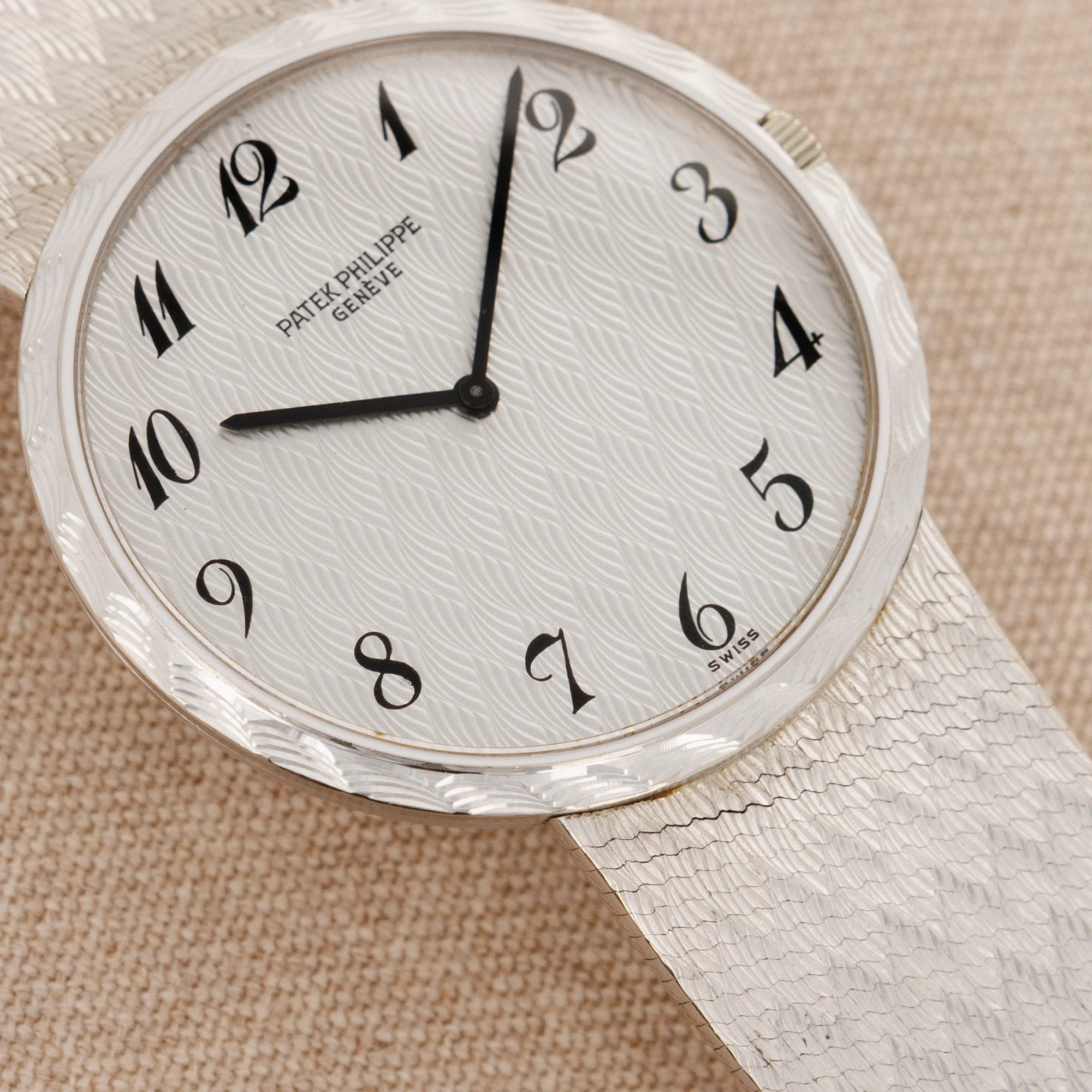 Patek Philippe White Gold Ultra-Thin Watch Ref. 3588 with Breguet Numerals - Image 4