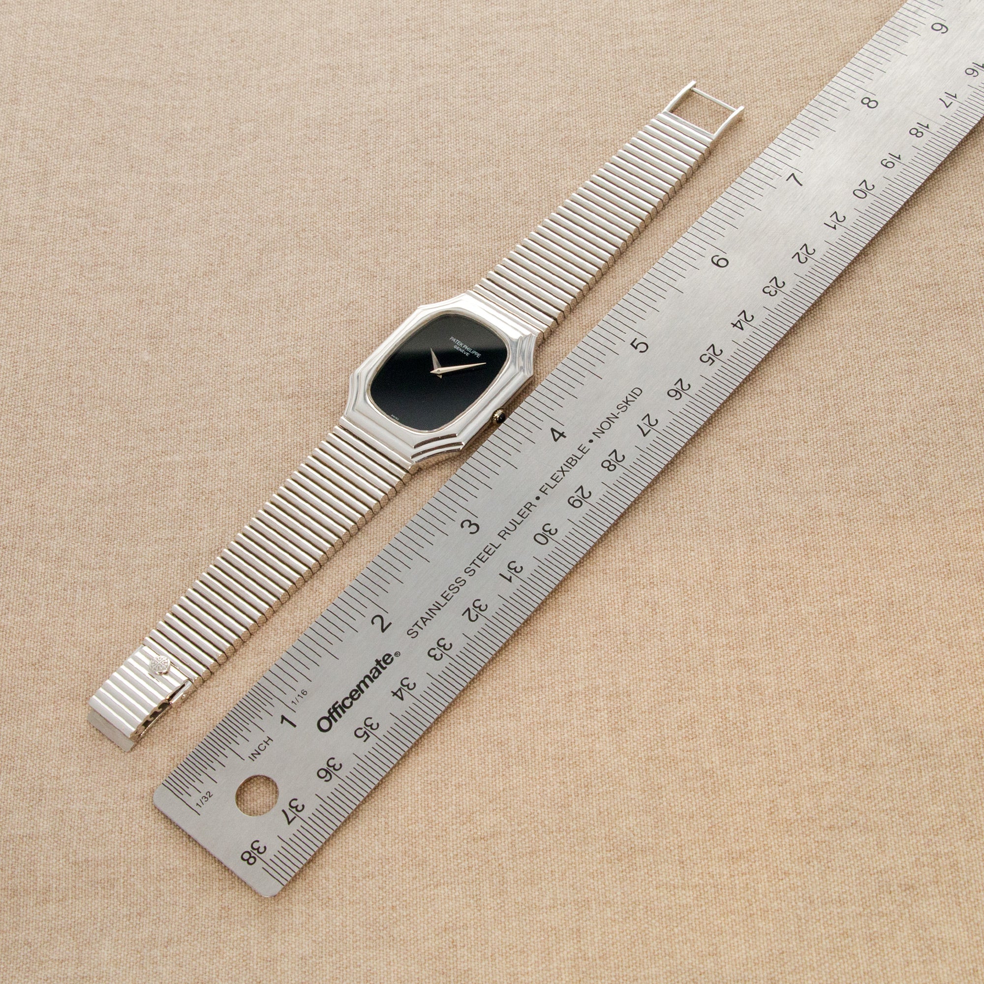 Patek Philippe White Gold Watch Ref. 3729 with Onyx Dial - Image 9