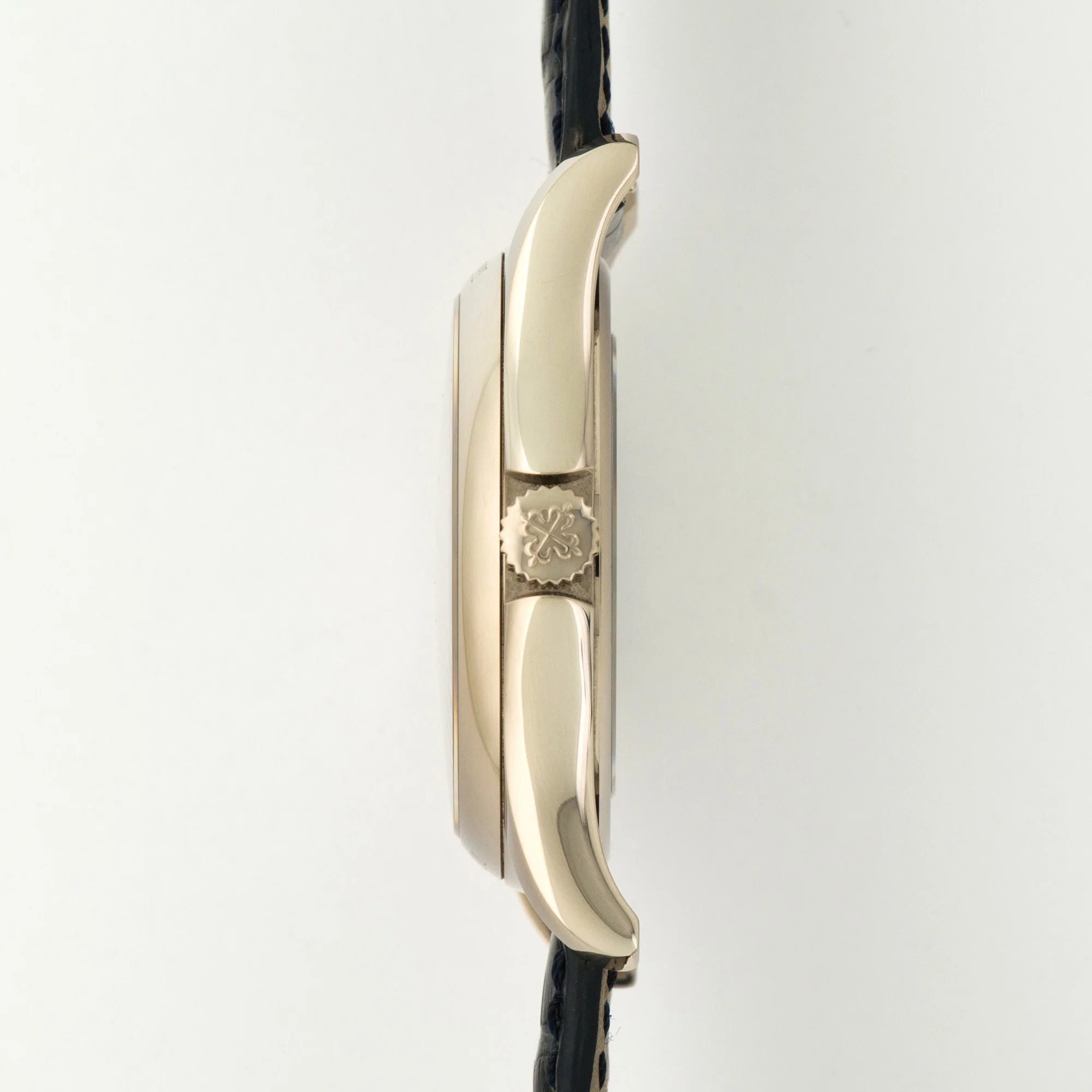 Patek Philippe White Gold World Time Cloisonne Watch Ref. 5131 - Image 3