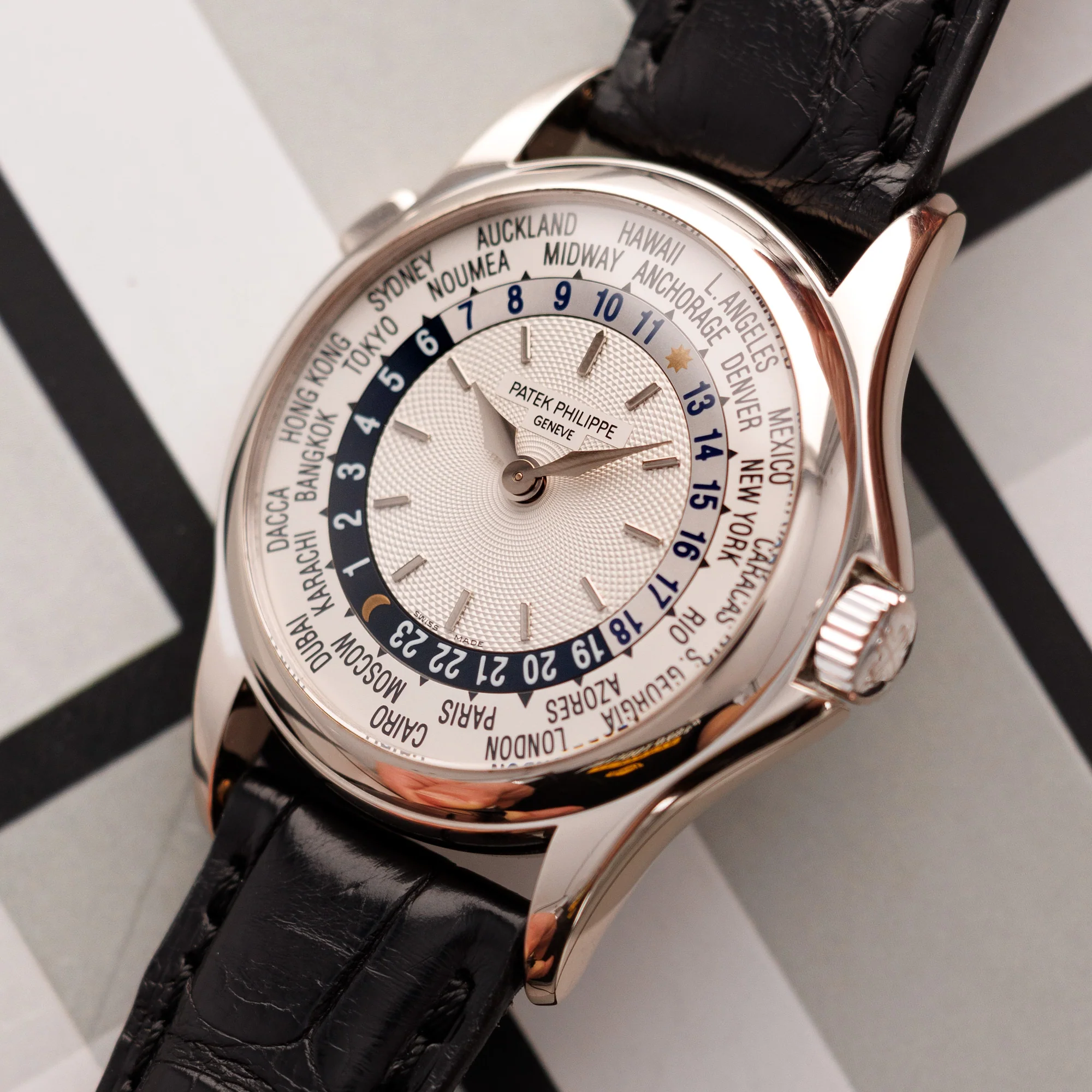 Patek Philippe White Gold World Time Ref. 5110 - Image 2