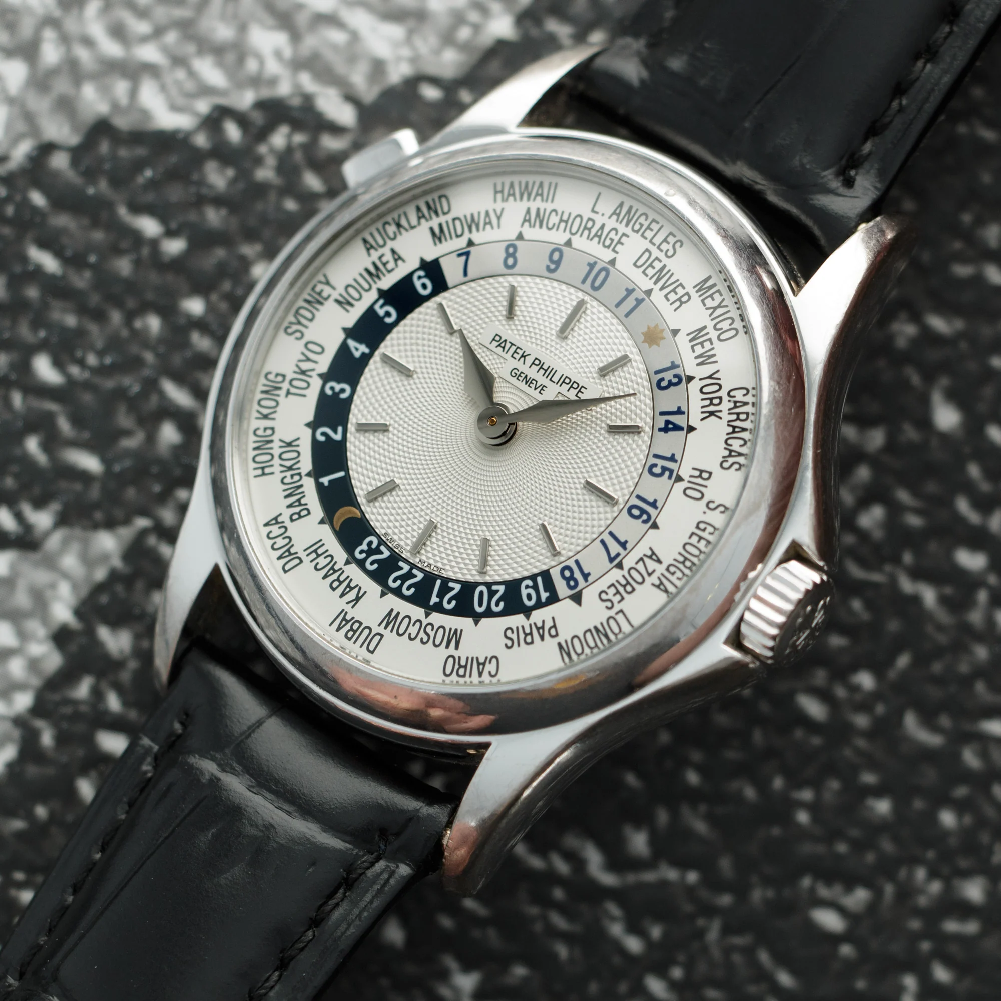 Patek Philippe White Gold World Time Watch Ref. 5110 - Image 2