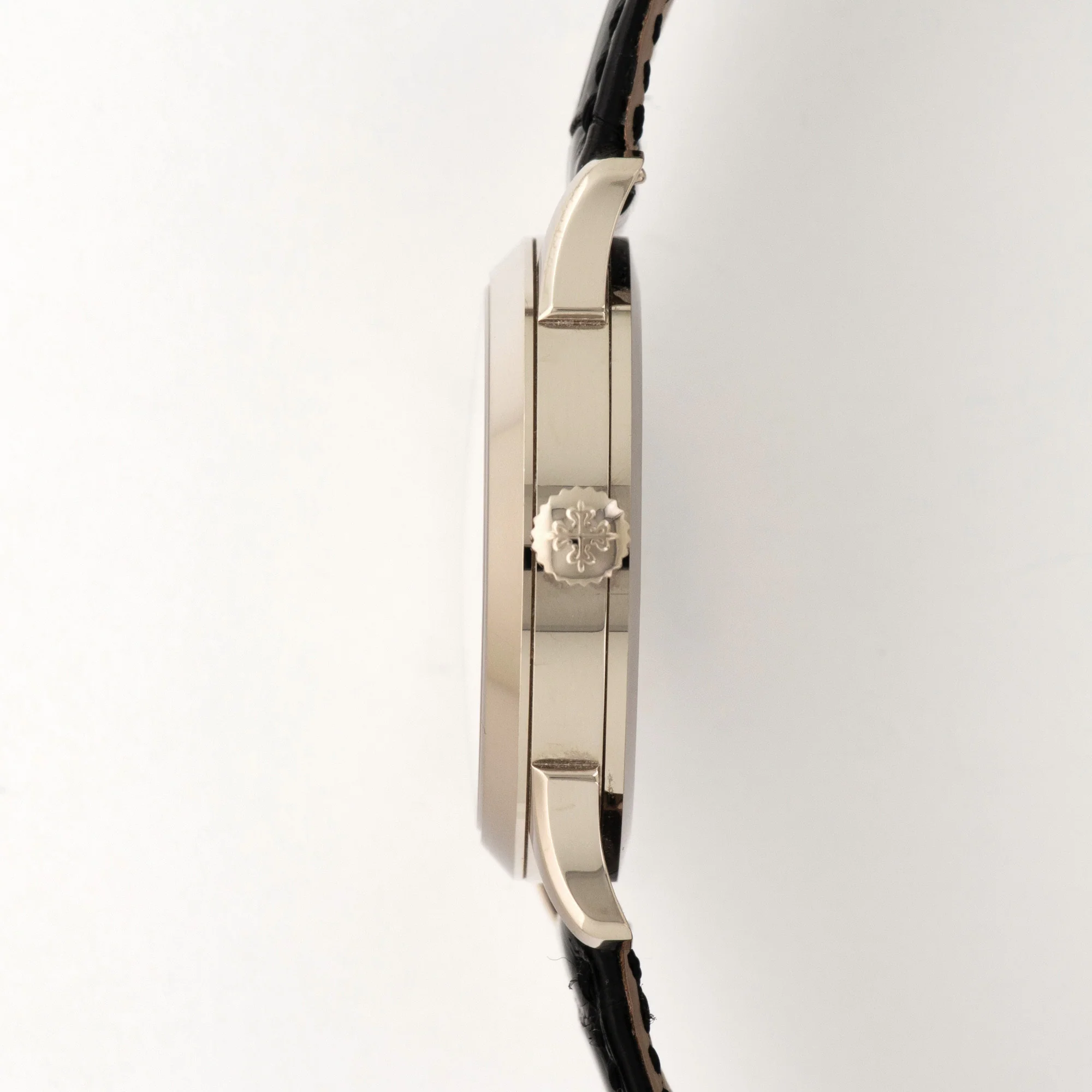 Patek Philippe White Gold World Time Watch Ref. 5230 - Image 3