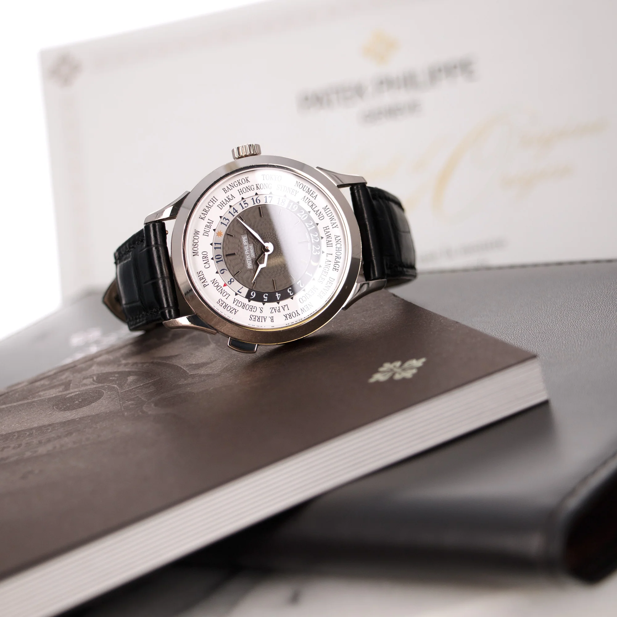 Patek Philippe White Gold World Time Watch Ref. 5230 - Image 6