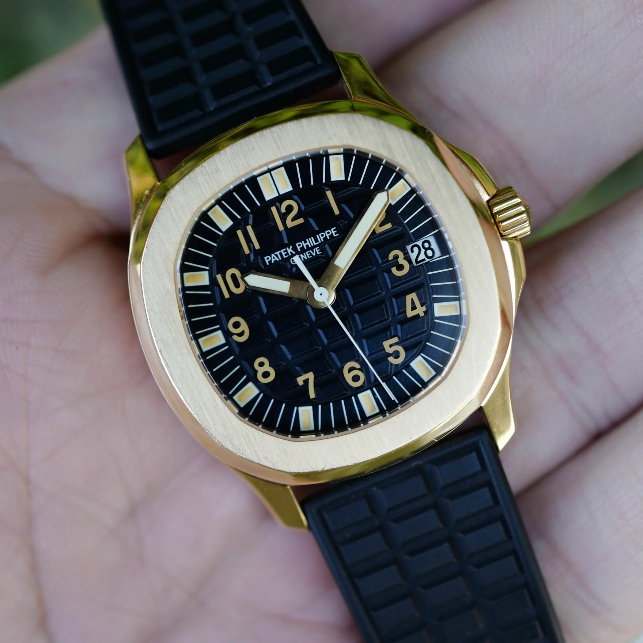 Patek Philippe Yellow Gold Aquanaut Ref. 5066 (New Arrival) - Image 4