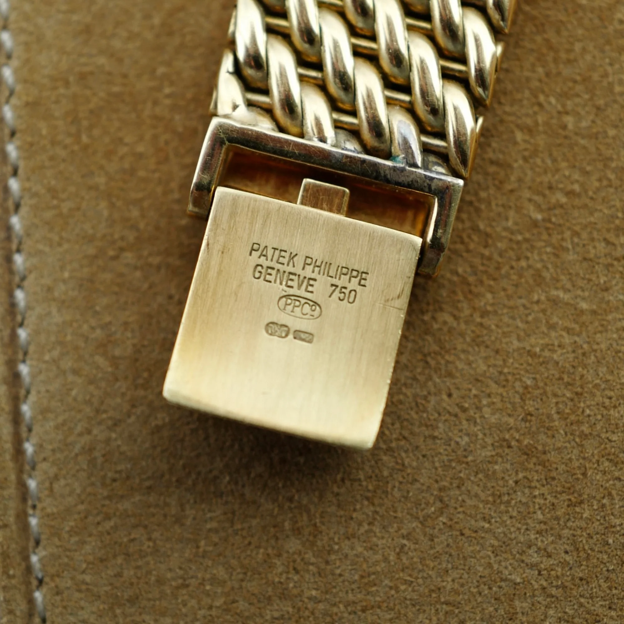 Patek Philippe Yellow Gold Automatic Ellipse Ref. 3738 - Image 7