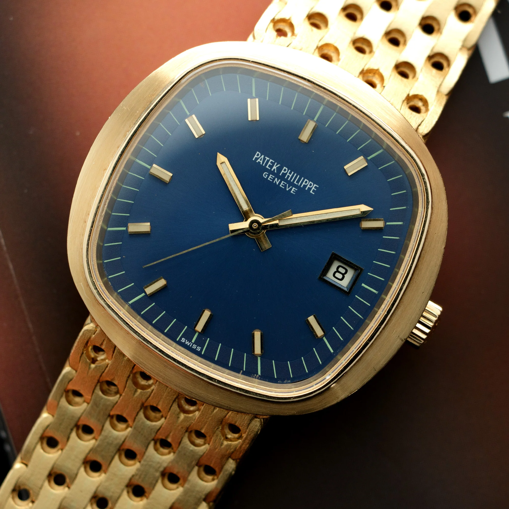 Patek Philippe Yellow Gold Beta 21 Watch Ref. 3587 - Image 2