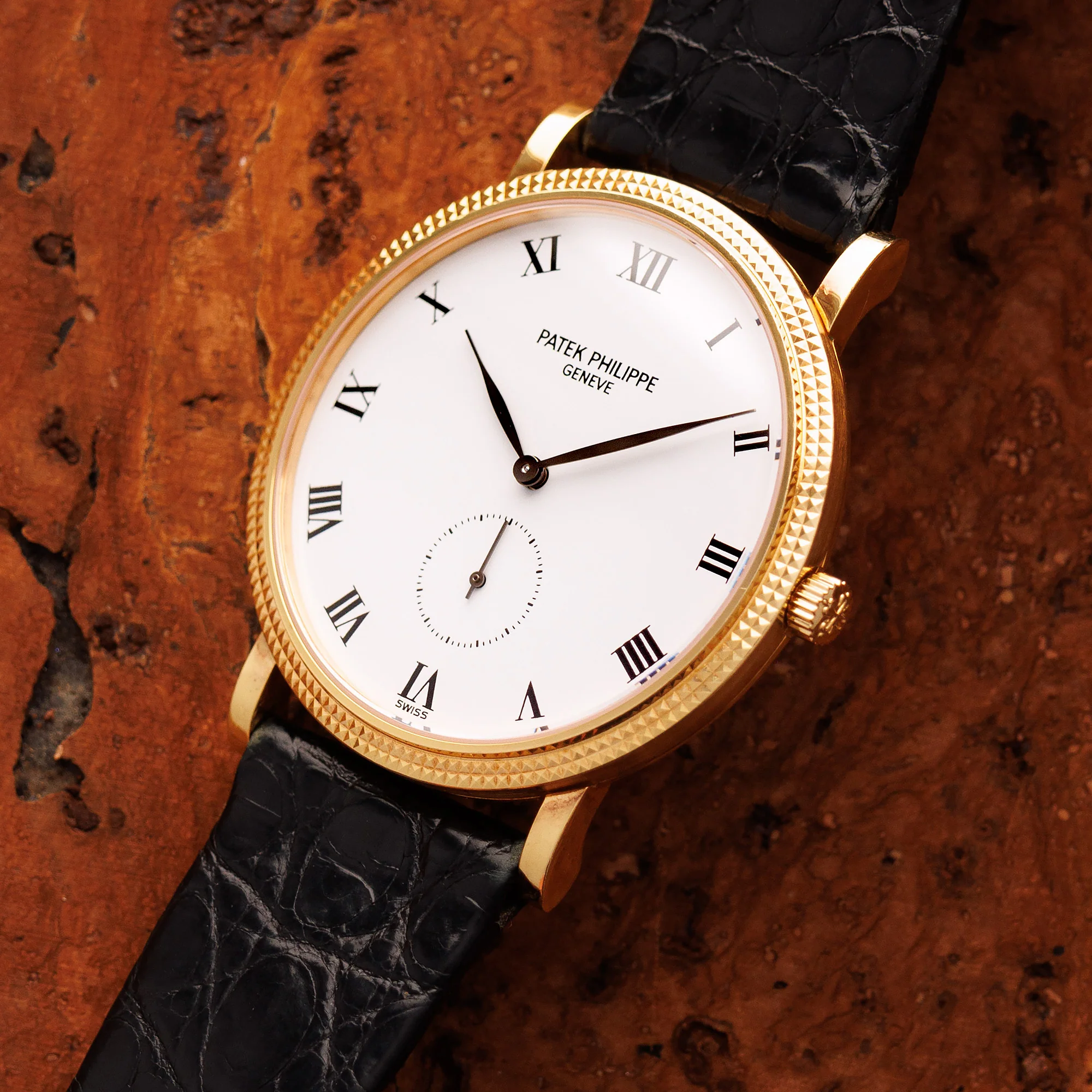 Patek Philippe Yellow Gold Calarava Ref. 3919 - Image 2