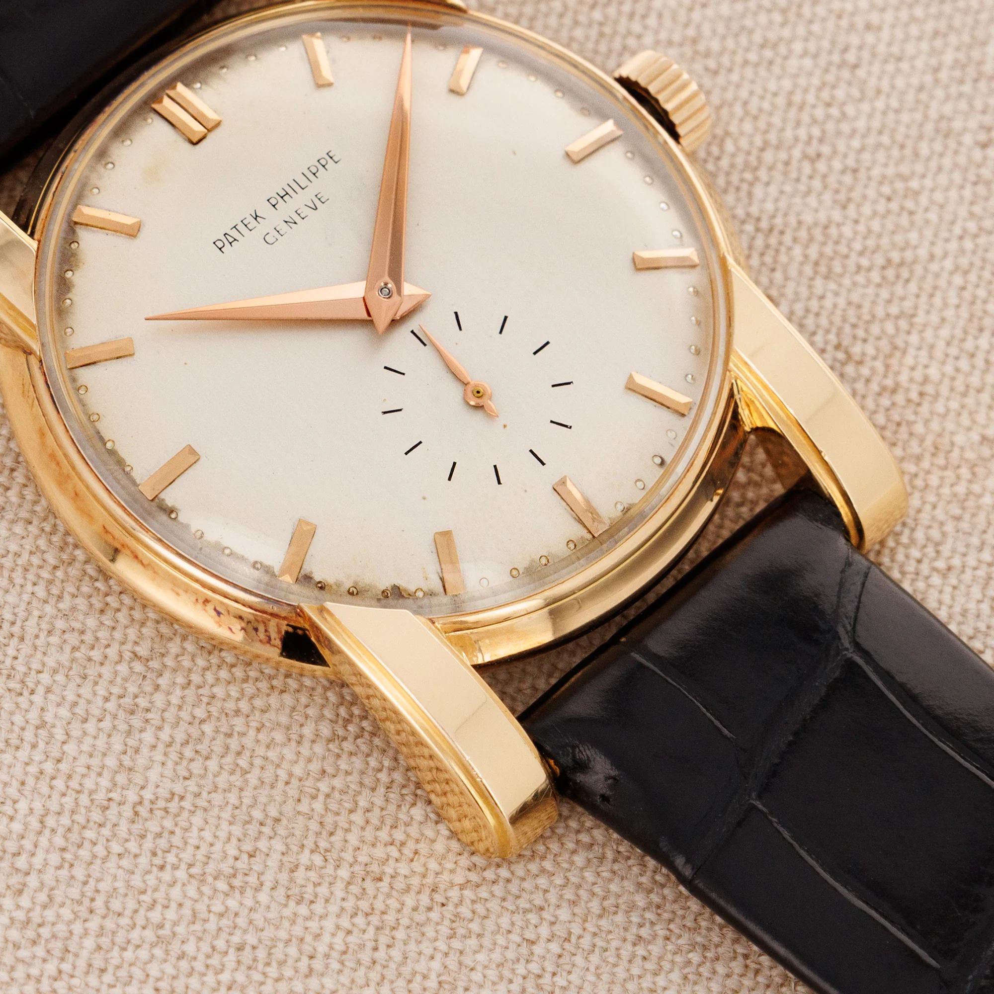 Patek Philippe Yellow Gold Calatrava Ref. 2428 - Image 4