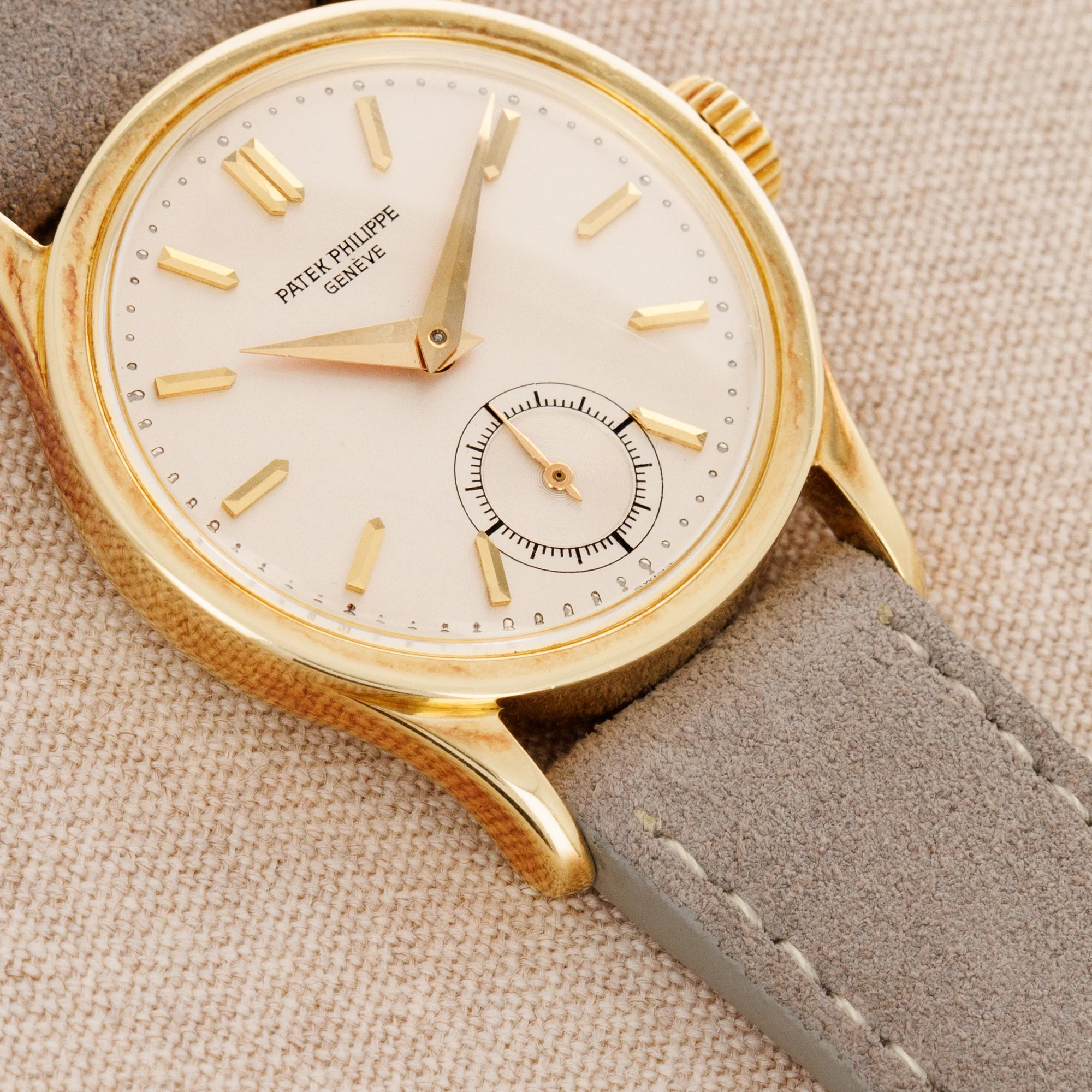 Patek Philippe Yellow Gold Calatrava Ref. 2545, Gifted by the Arab American Oil Company (ARAMCO) - Image 4