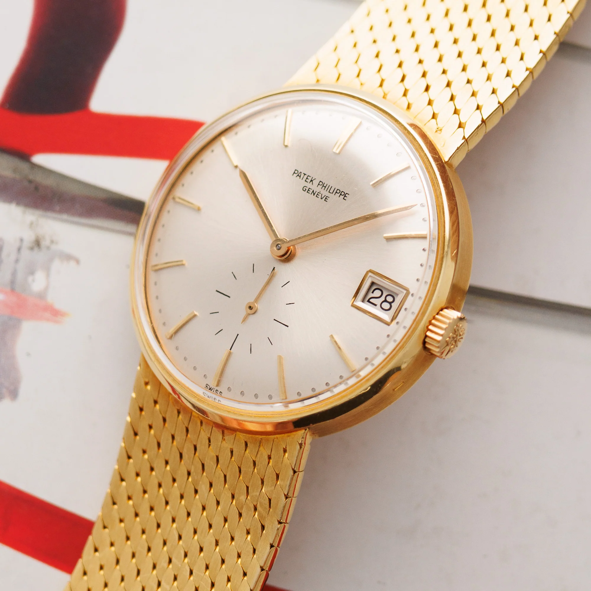 Patek Philippe Yellow Gold Calatrava Ref. 3514 - Image 2