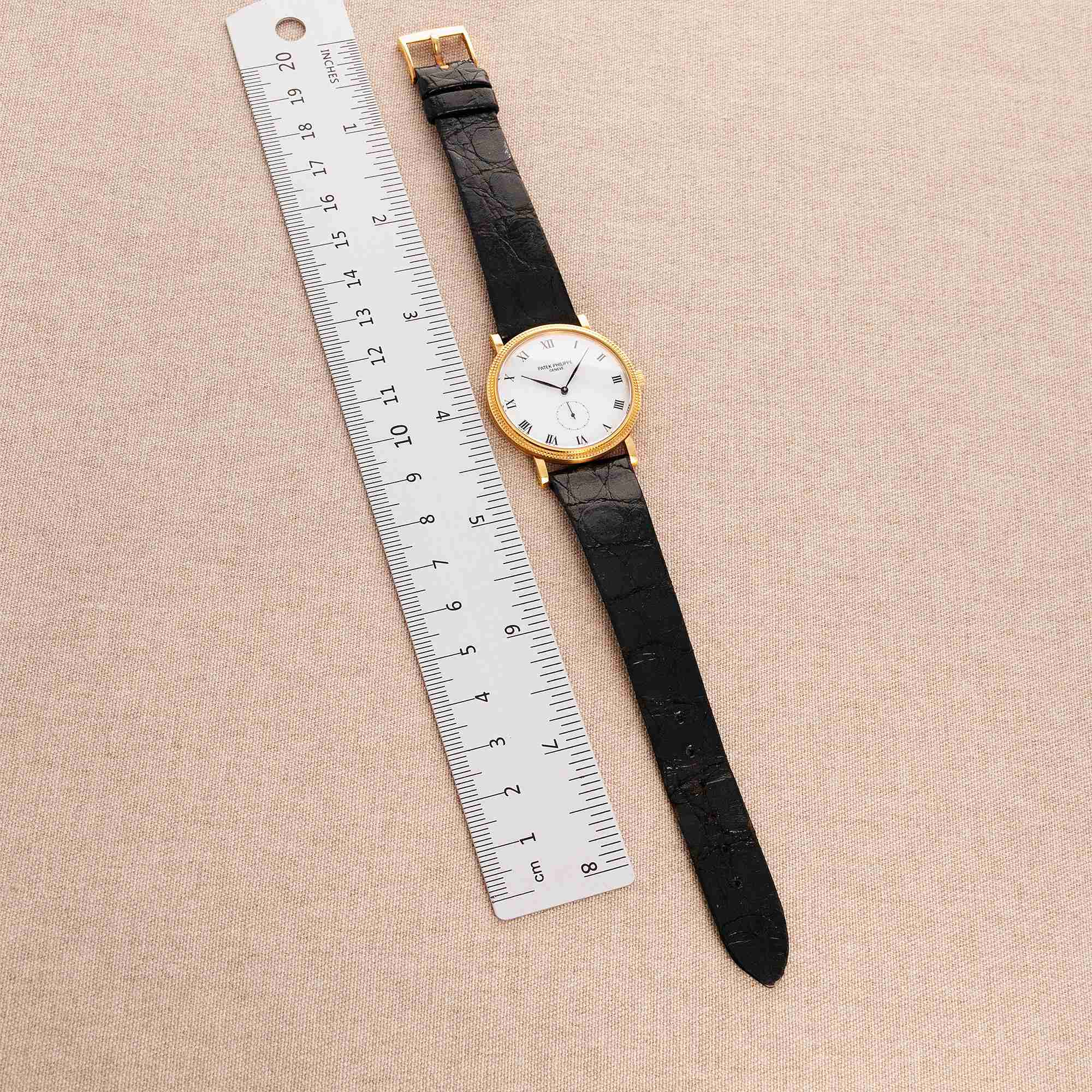 Patek Philippe Yellow Gold Calatrava Ref. 3919 - Image 4