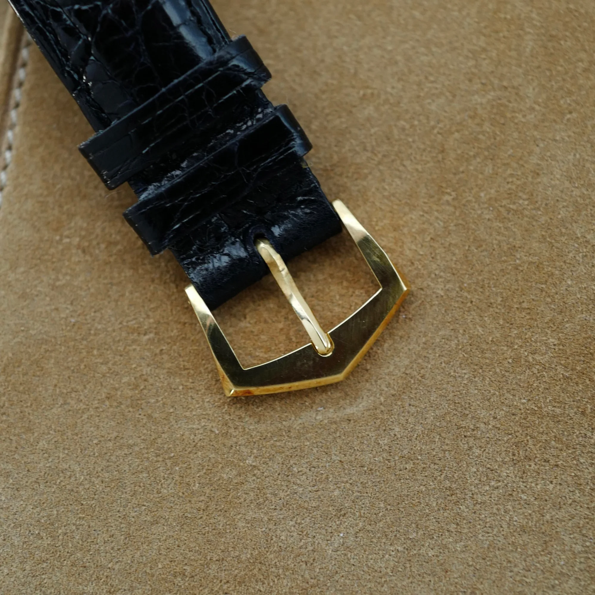 Patek Philippe Yellow Gold Calatrava Ref. 570 (New Arrival) - Image 7