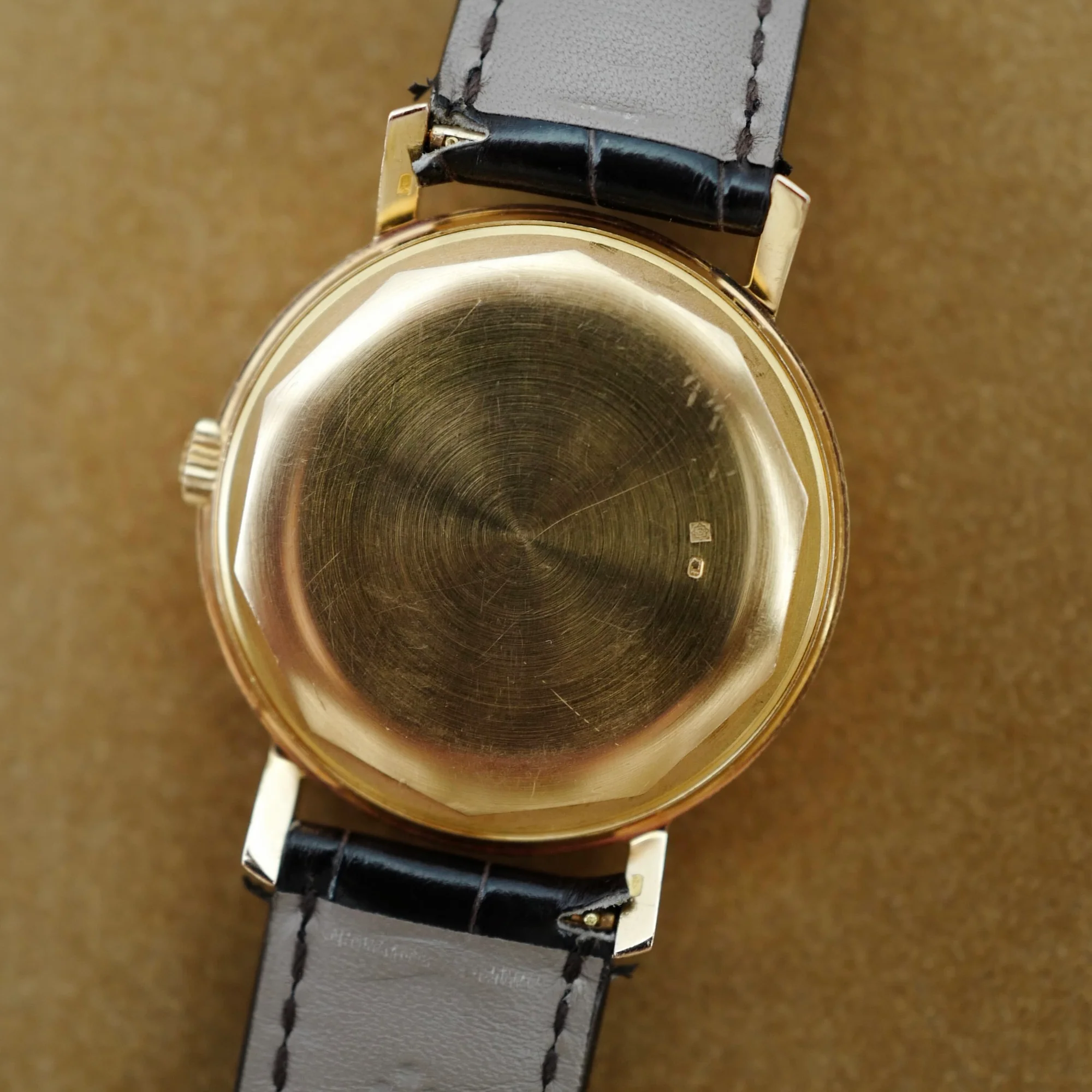 Patek Philippe Yellow Gold Calatrava Watch Ref. 3445 with Original Papers - Image 5