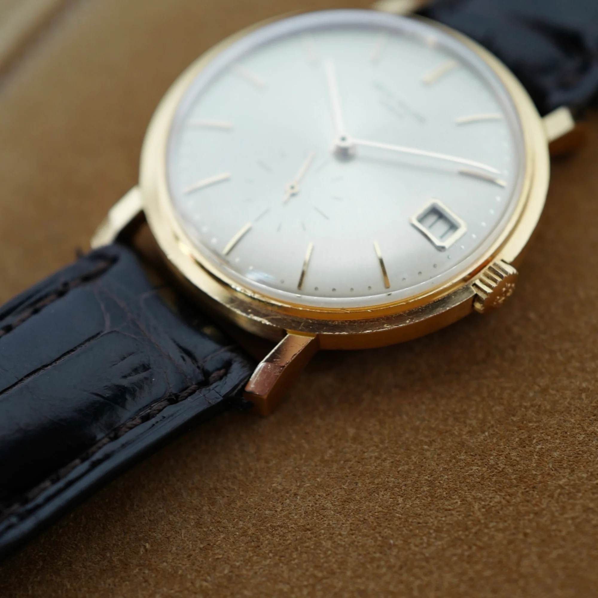 Patek Philippe Yellow Gold Calatrava Watch Ref. 3445 with Original Papers - Image 6