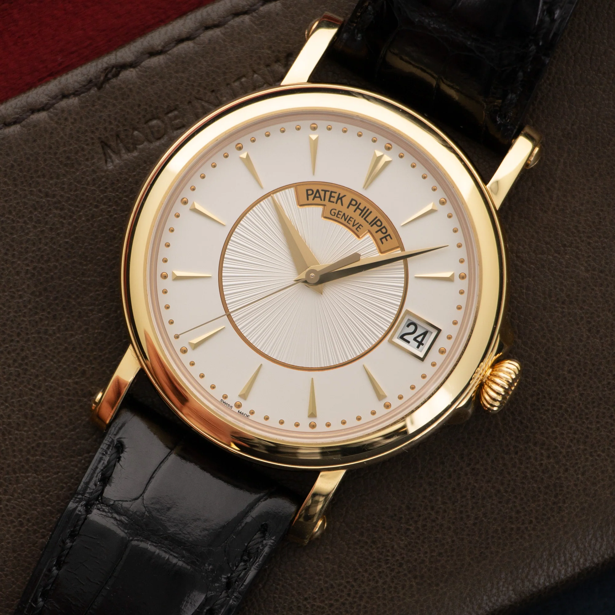 Patek Philippe Yellow Gold Calatrava Watch Ref. 5153 - Image 2