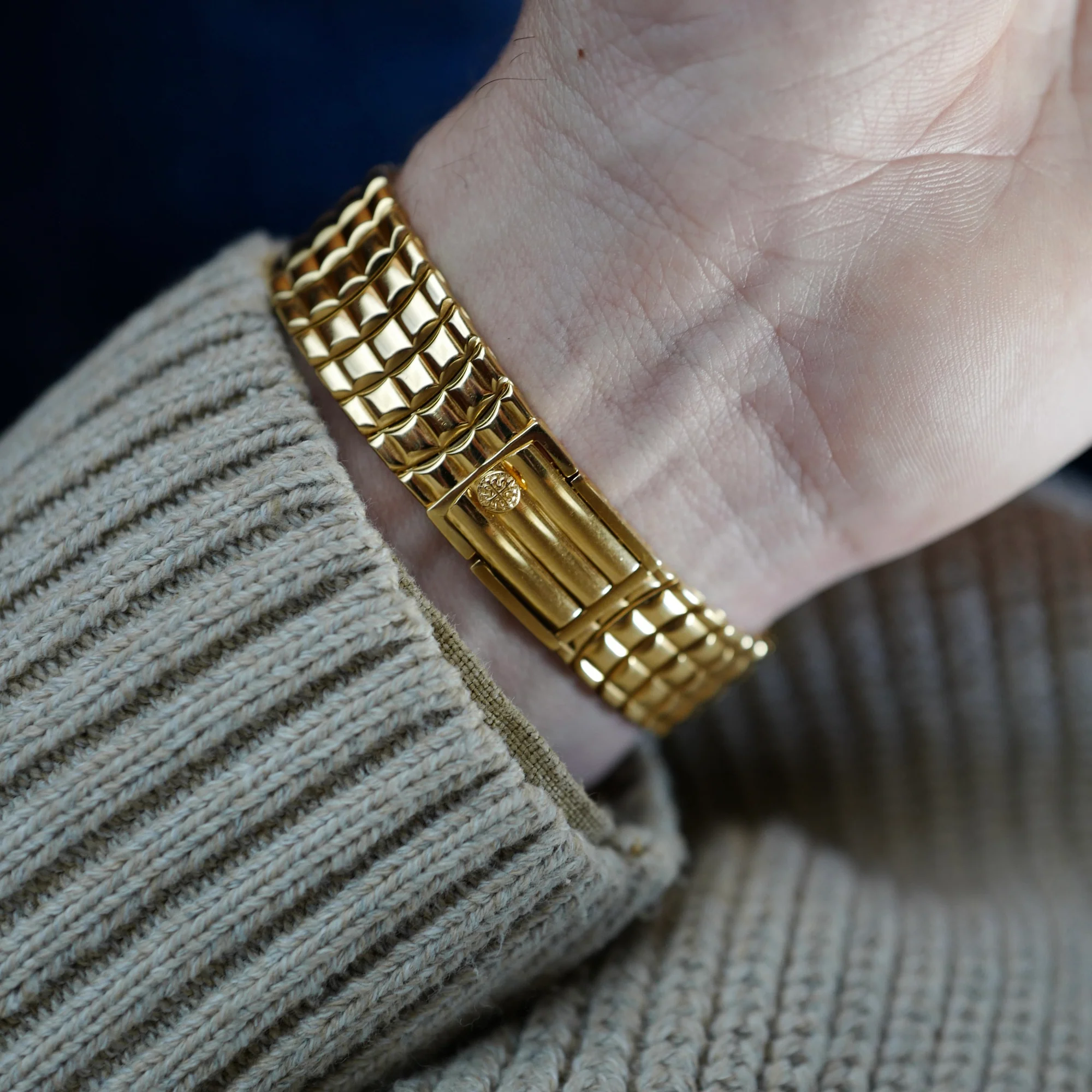 Patek Philippe Yellow Gold Ellipse Ref. 3848 - Image 6