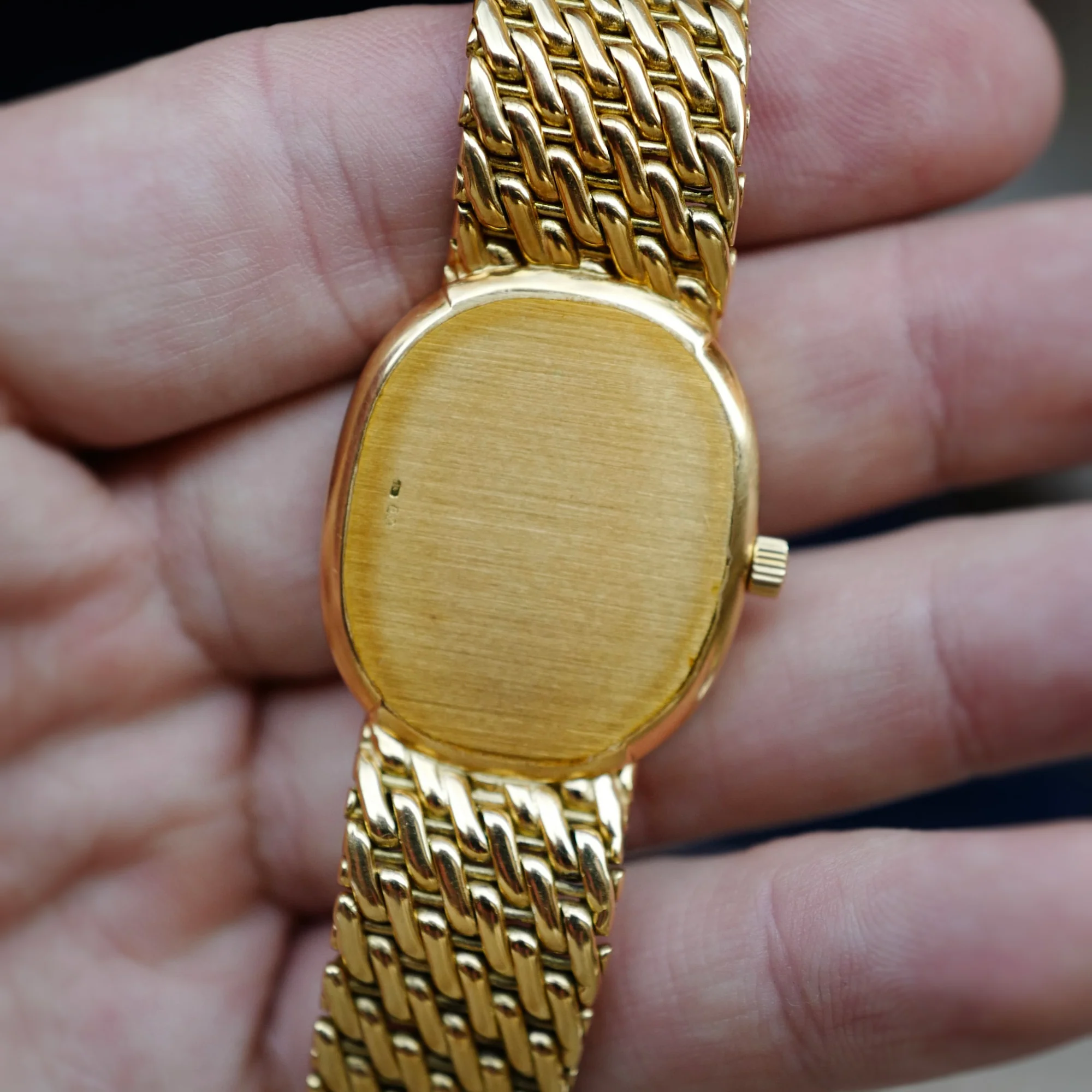 Patek Philippe Yellow Gold Ellipse Ref. 3978 (NEW ARRIVAL) - Image 2