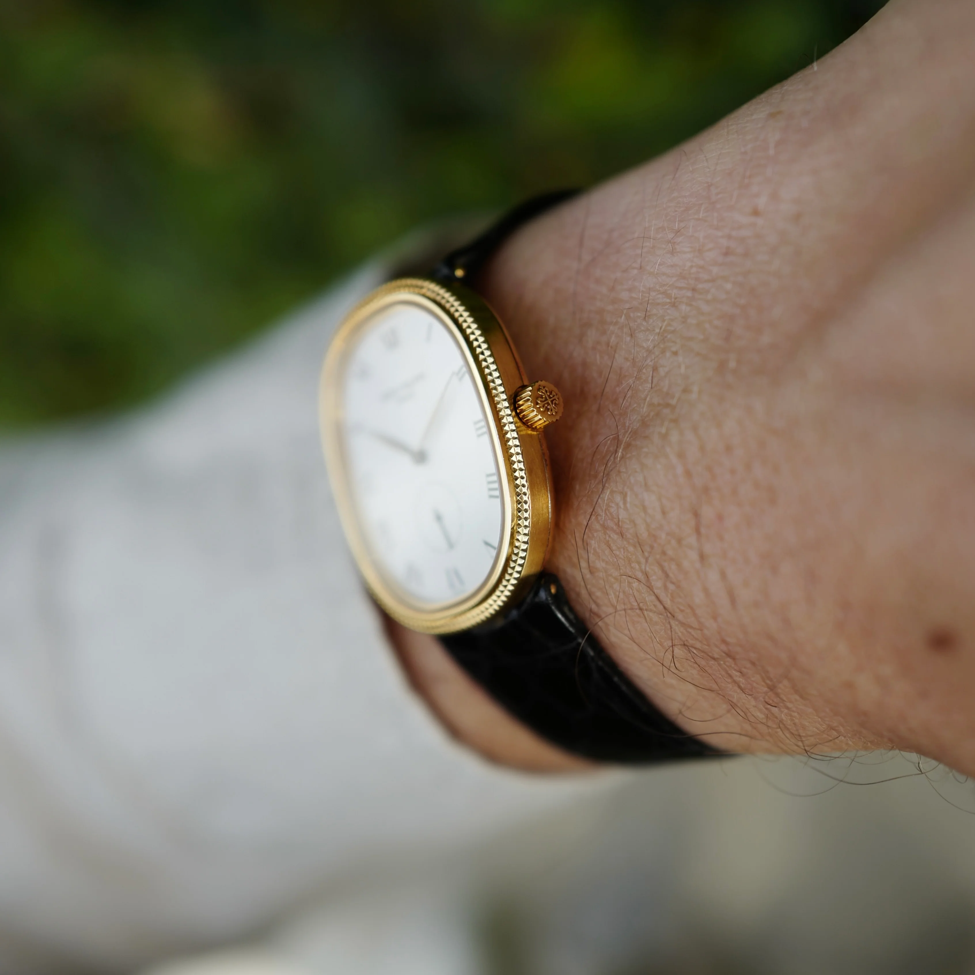 Patek Philippe Yellow Gold Ellipse Ref. 3989 (New Arrival) - Image 5