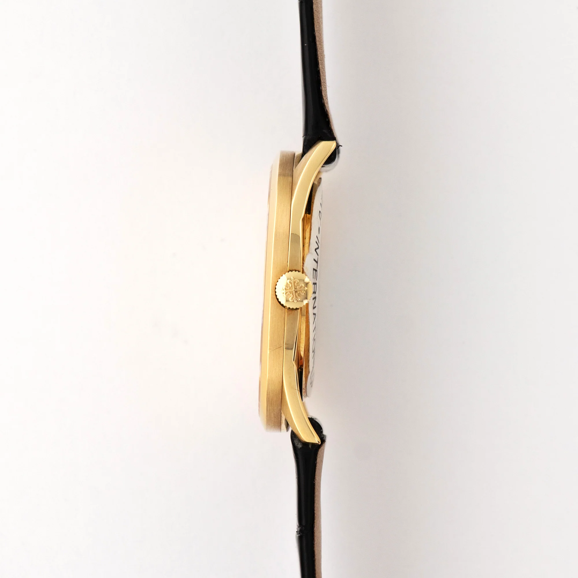 Patek Philippe Yellow Gold Ellipse Watch Ref. 3546 - Image 3