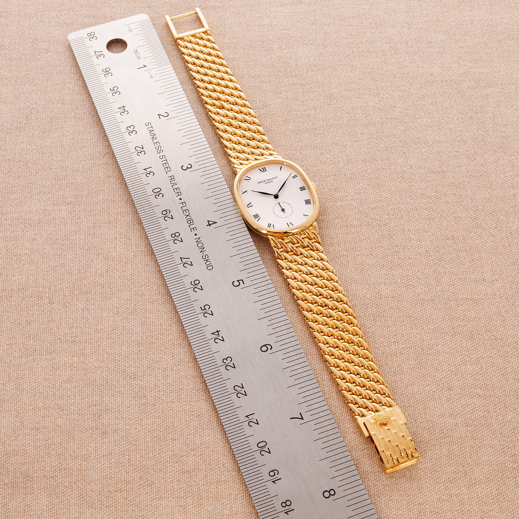 Patek Philippe Yellow Gold Ellipse Watch Ref. 3948 - Image 9