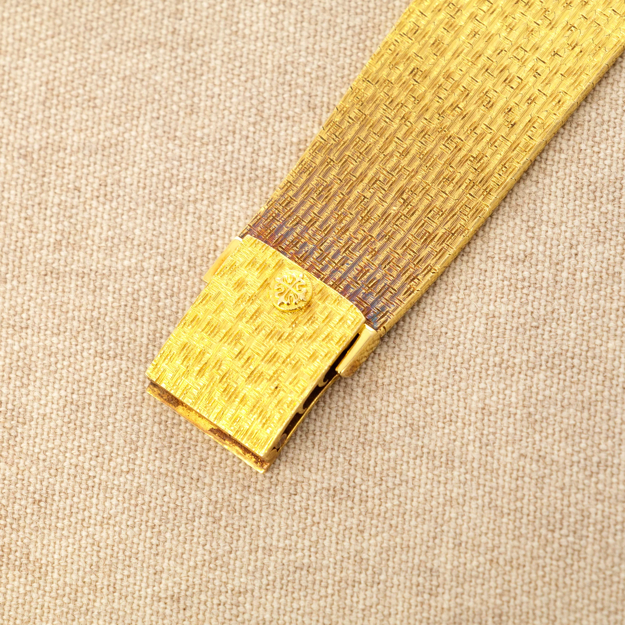 Patek Philippe Yellow Gold Lapis Watch Ref. 3578 - Image 8