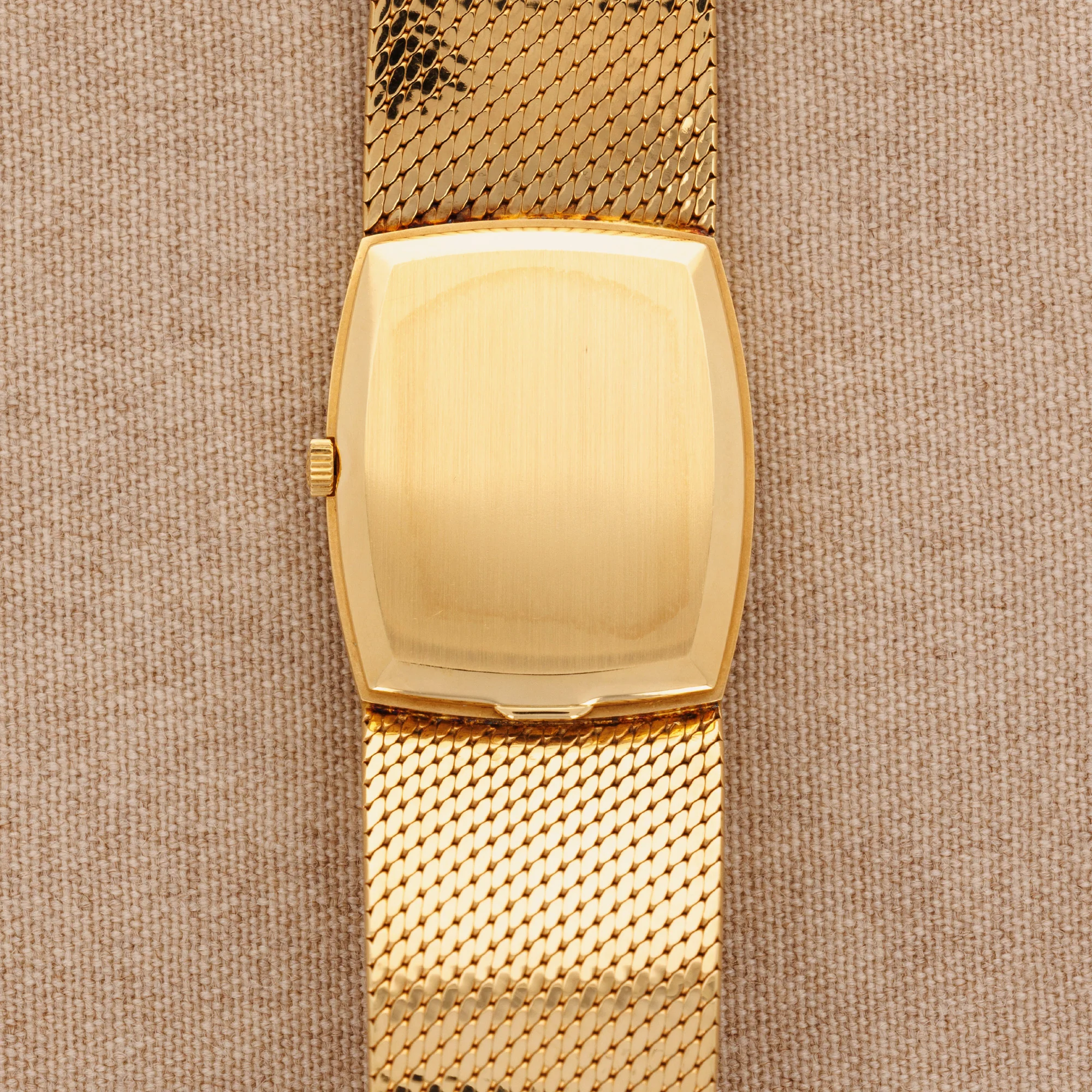 Patek Philippe Yellow Gold Mechanical Bracelet Watch Ref. 3528 - Image 3