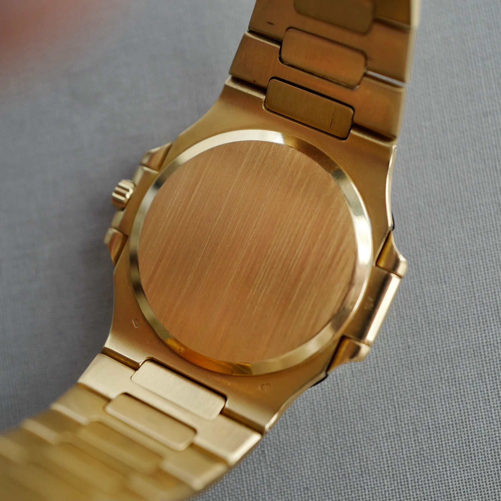 Patek Philippe Yellow Gold Nautilus Jumbo Watch Ref. 3700 - Image 7