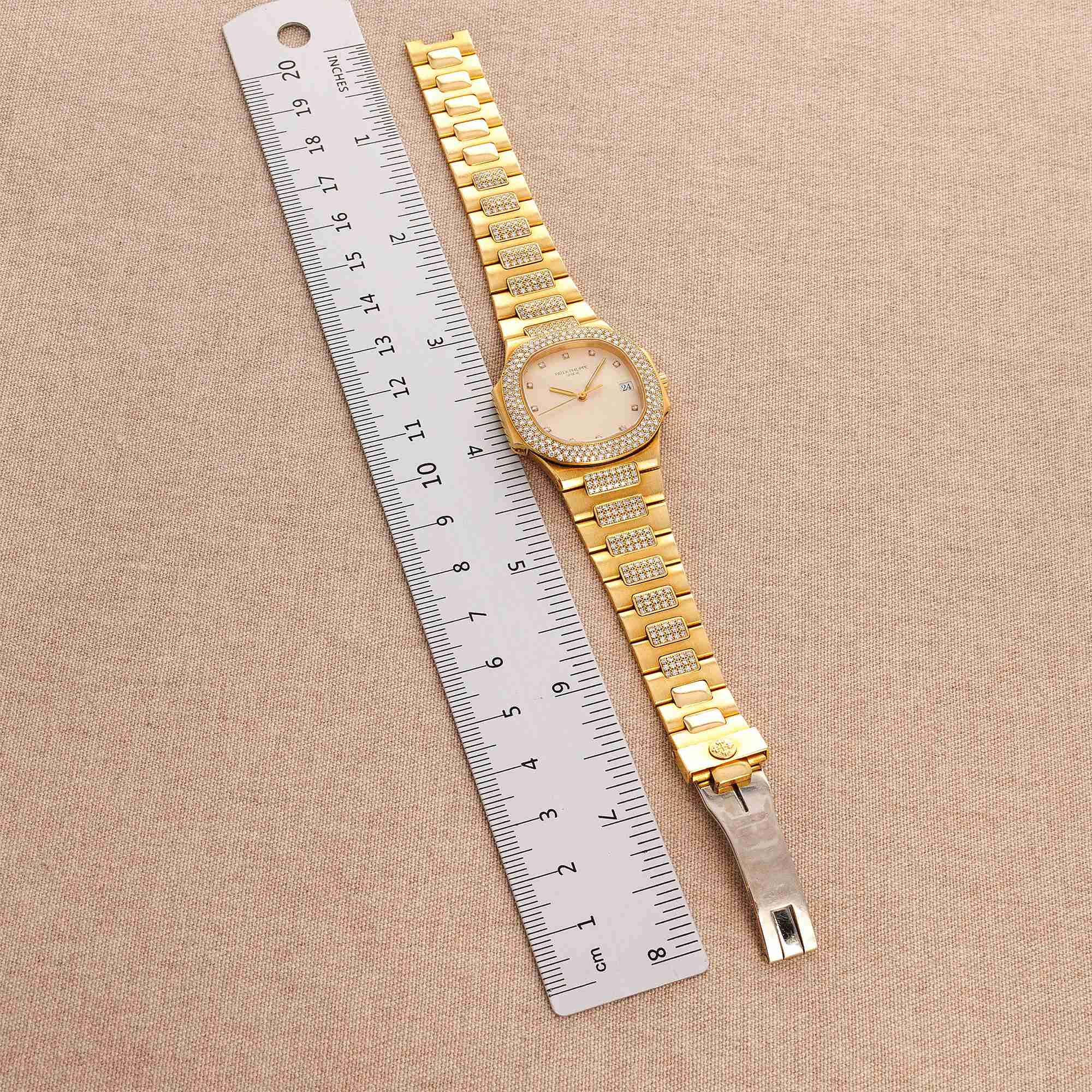 Patek Philippe Yellow Gold Nautilus Original Diamonds Watch Ref. 3900 - Image 5