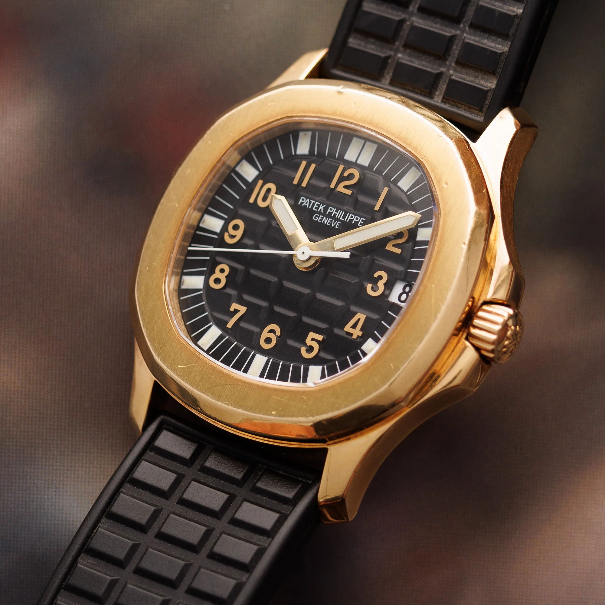 Patek Philippe Yellow Gold Nautilus Ref. 5066 - Image 2