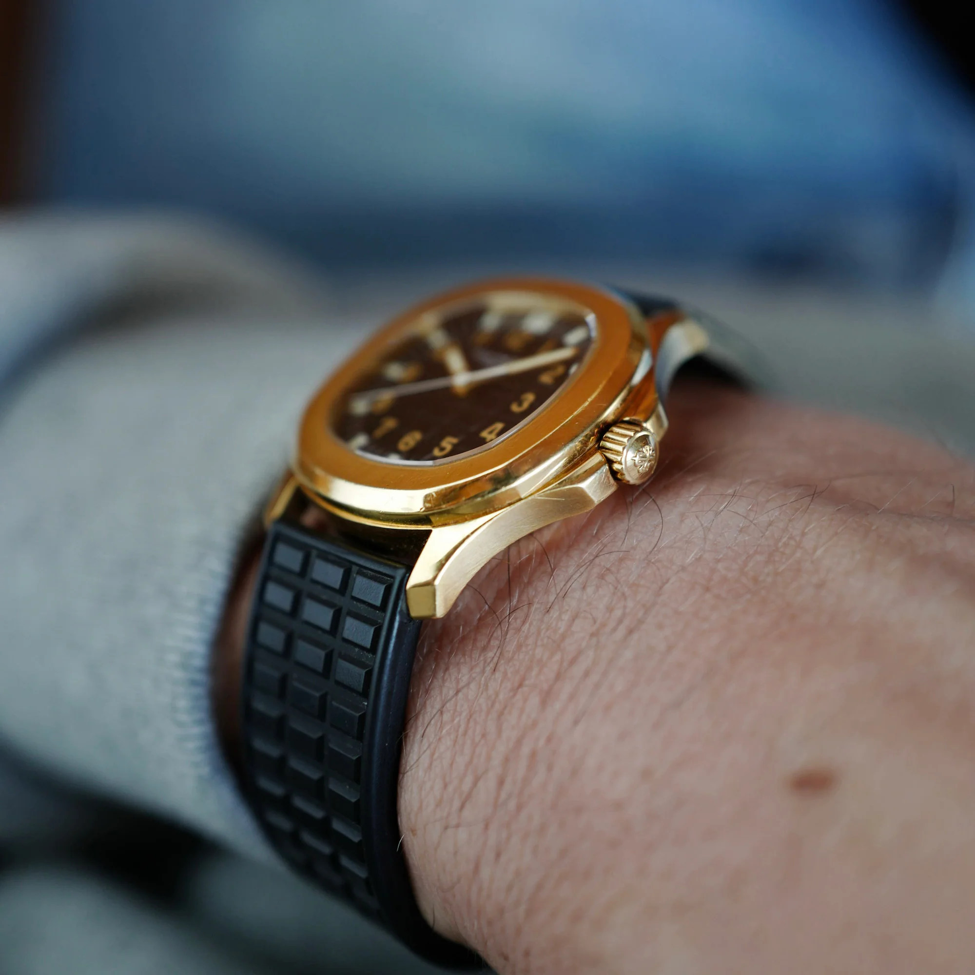Patek Philippe Yellow Gold Nautilus Ref. 5066 - Image 5