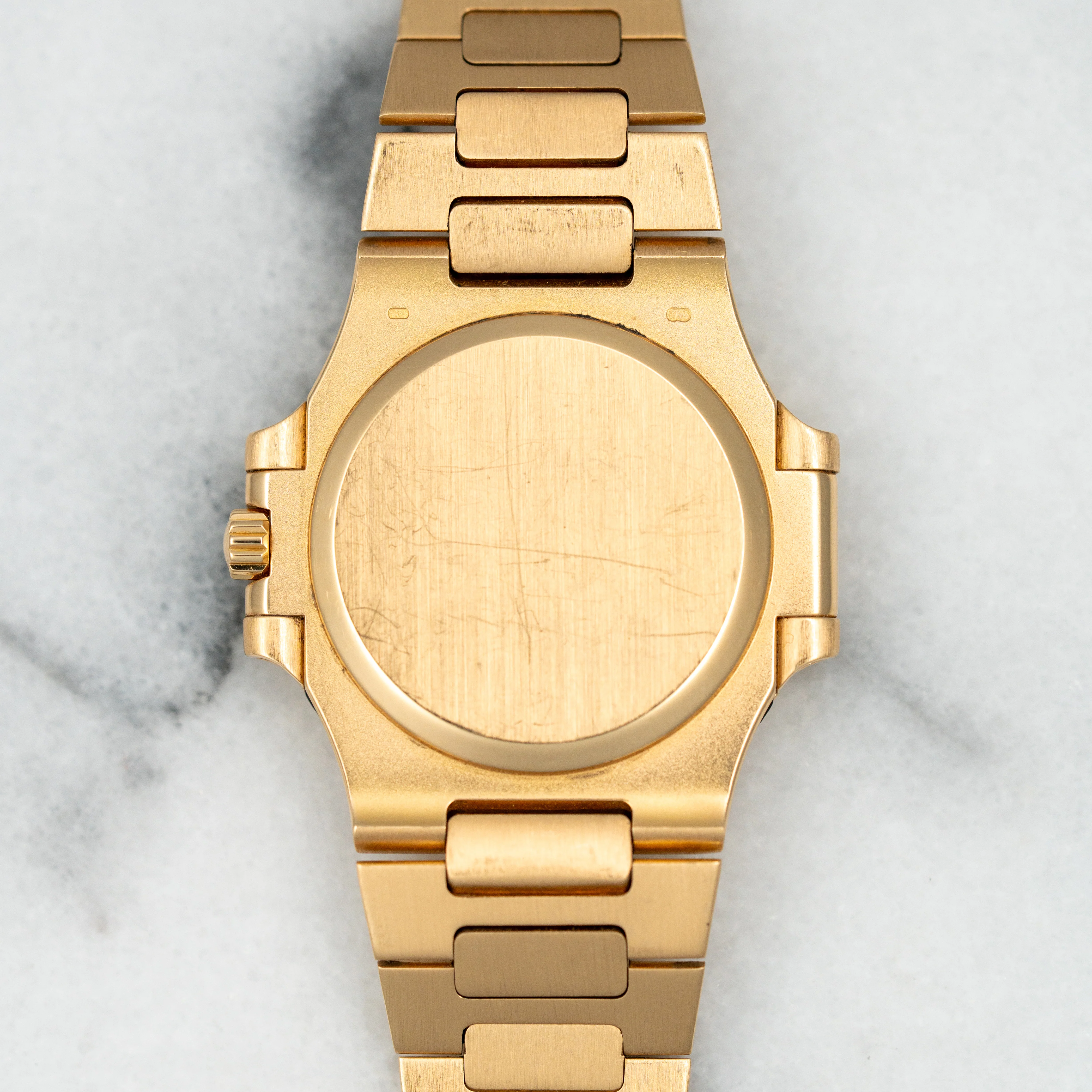 Patek Philippe Yellow Gold Nautilus Watch Ref. 3800 with Ceramic Dial - Image 4