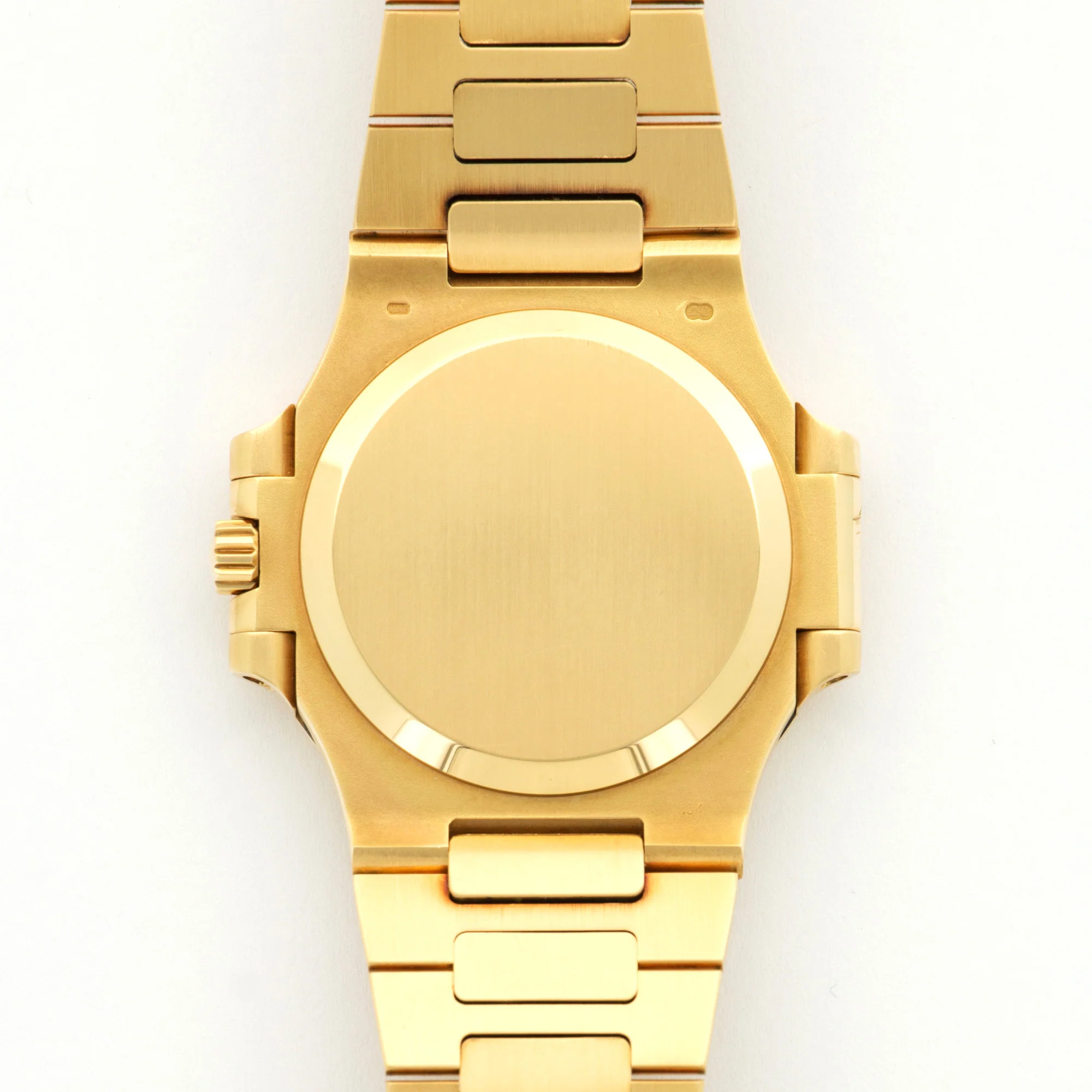 Patek Philippe Yellow Gold Nautilus Watch Ref. 3800 - Image 4