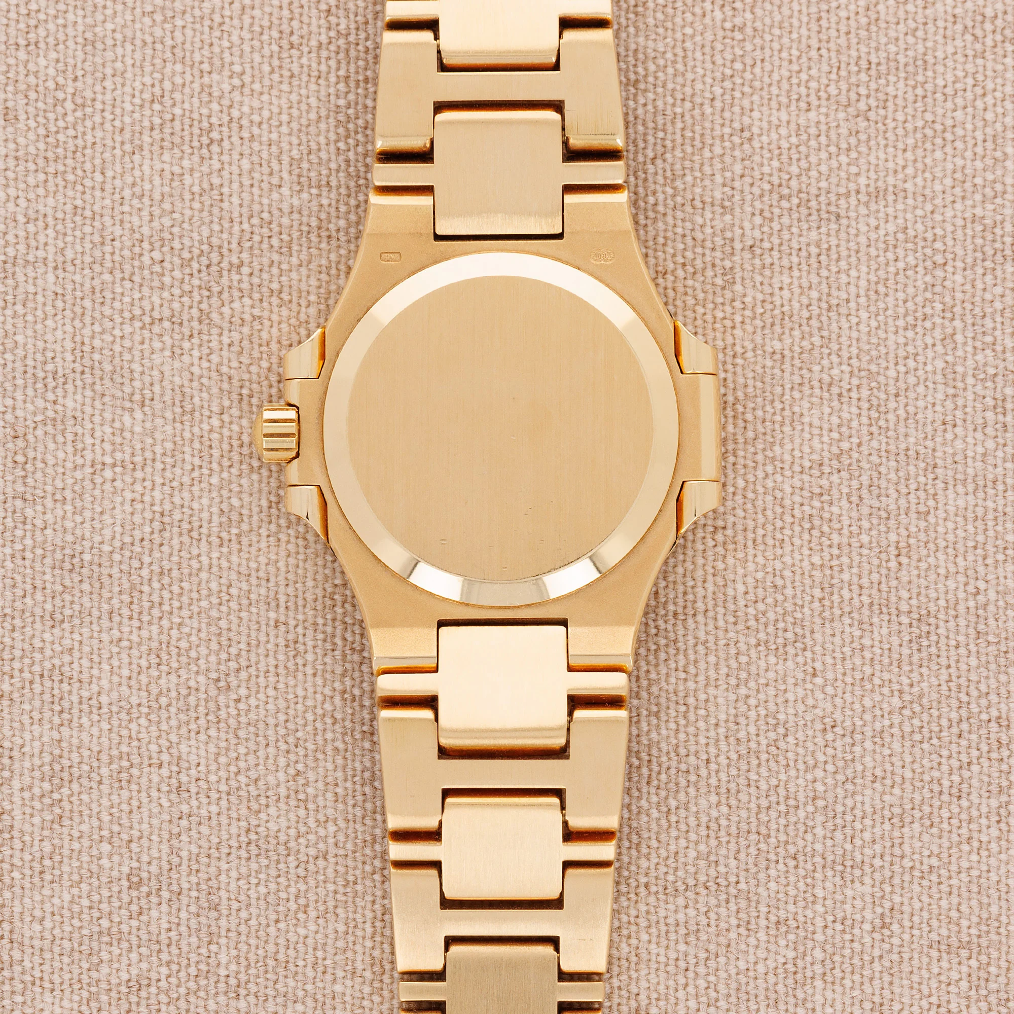 Patek Philippe Yellow Gold Nautilus Watch Ref. 4700 - Image 3