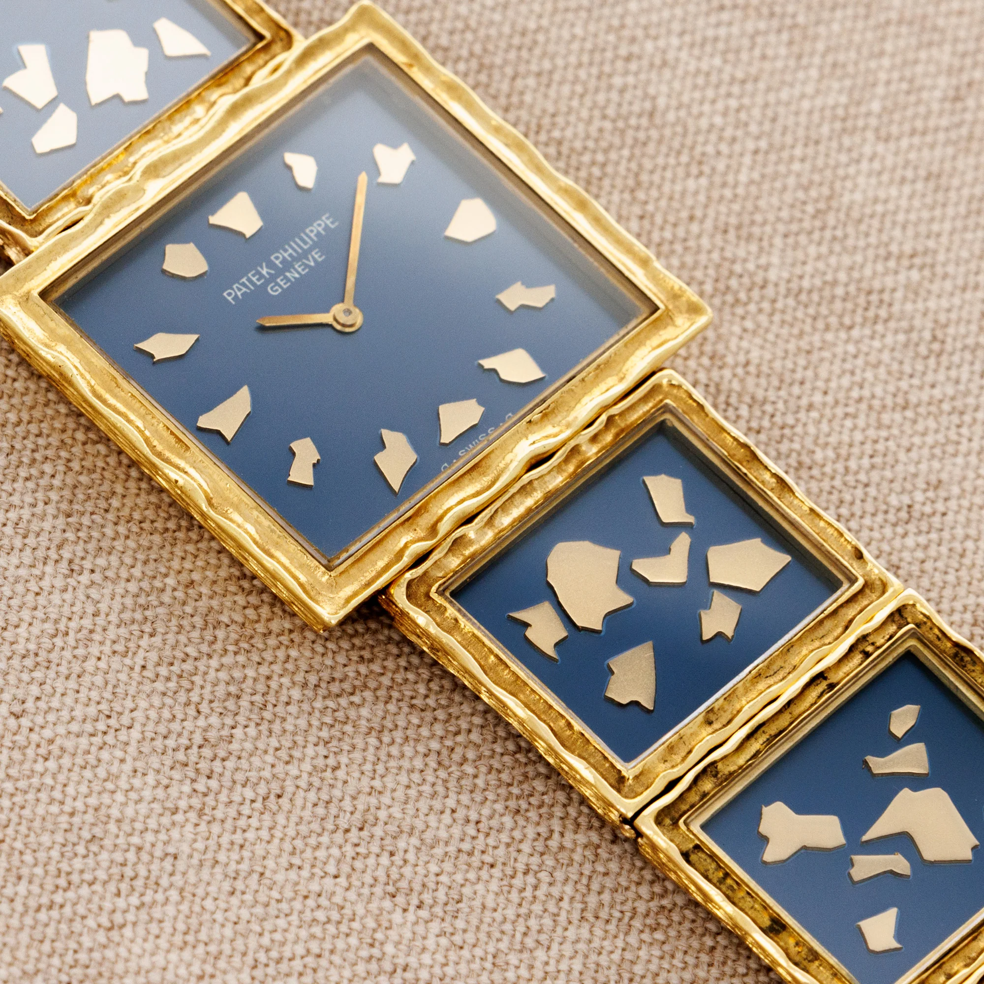 Patek Philippe Yellow Gold Pepita Ref. 4121 - Image 4