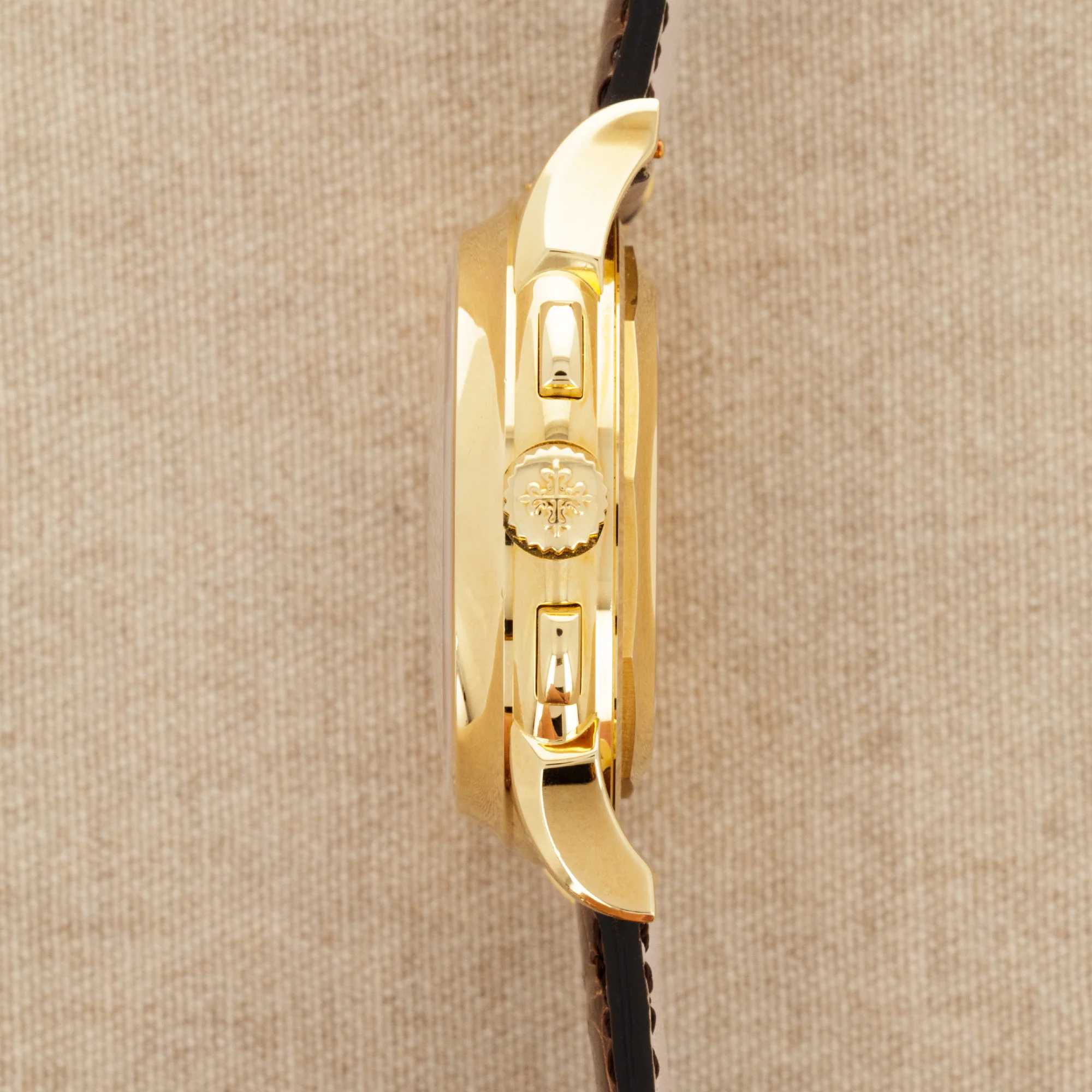 Patek Philippe Yellow Gold Perpetual Calendar Ref. 5970 - Image 6
