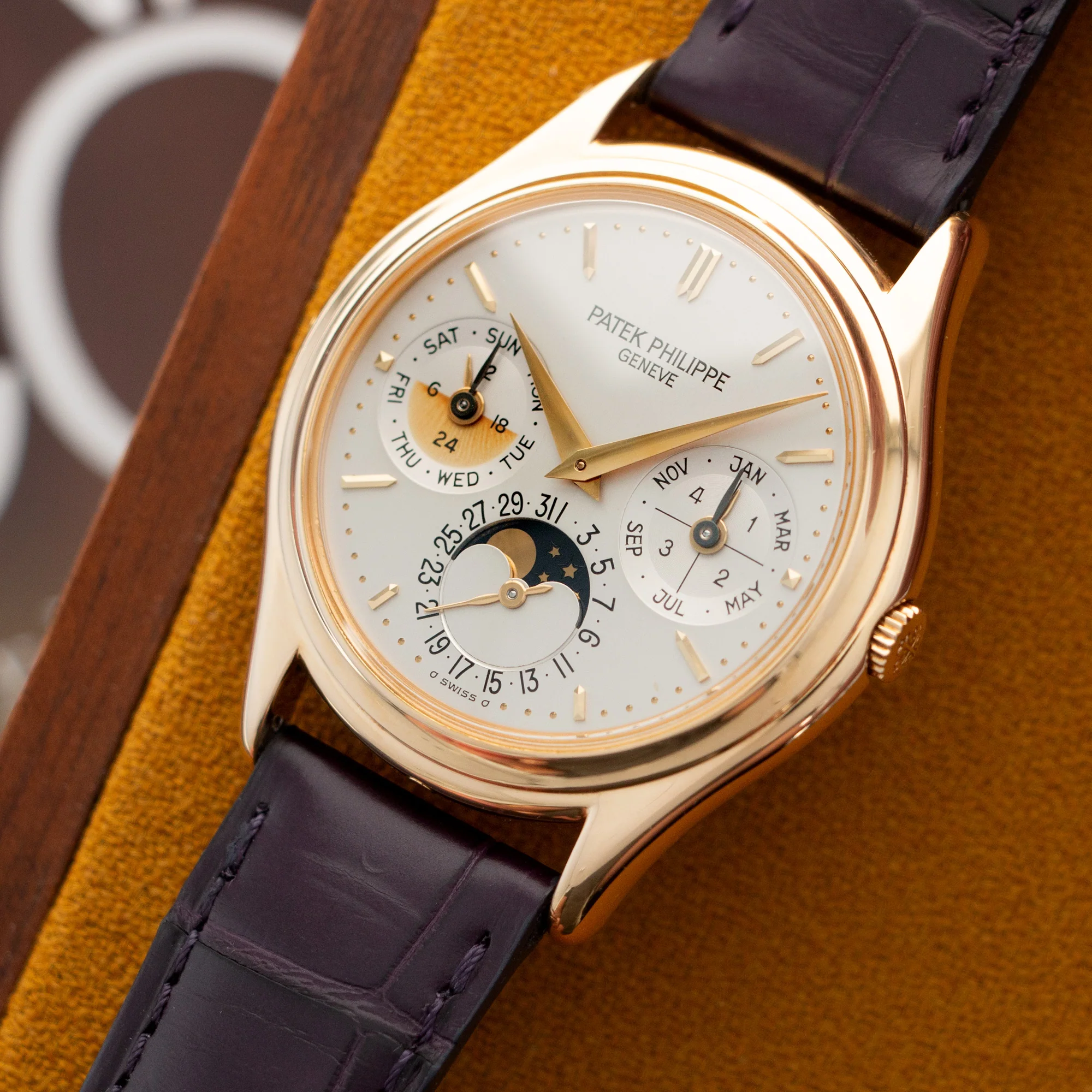 Patek Philippe Yellow Gold Perpetual Calendar Watch Ref. 3940 - Image 3