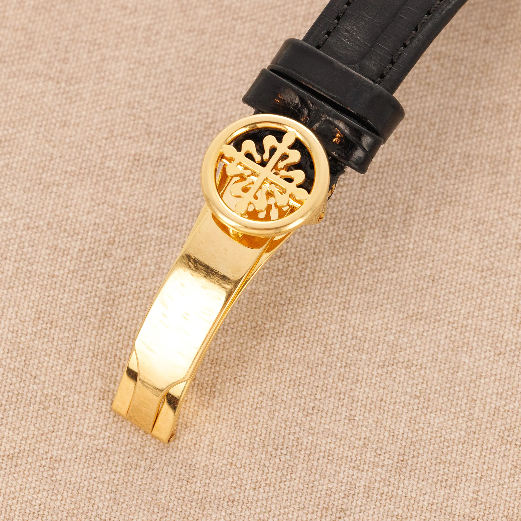 Patek Philippe Yellow Gold Perpetual Calendar Watch Ref. 3940 - Image 8